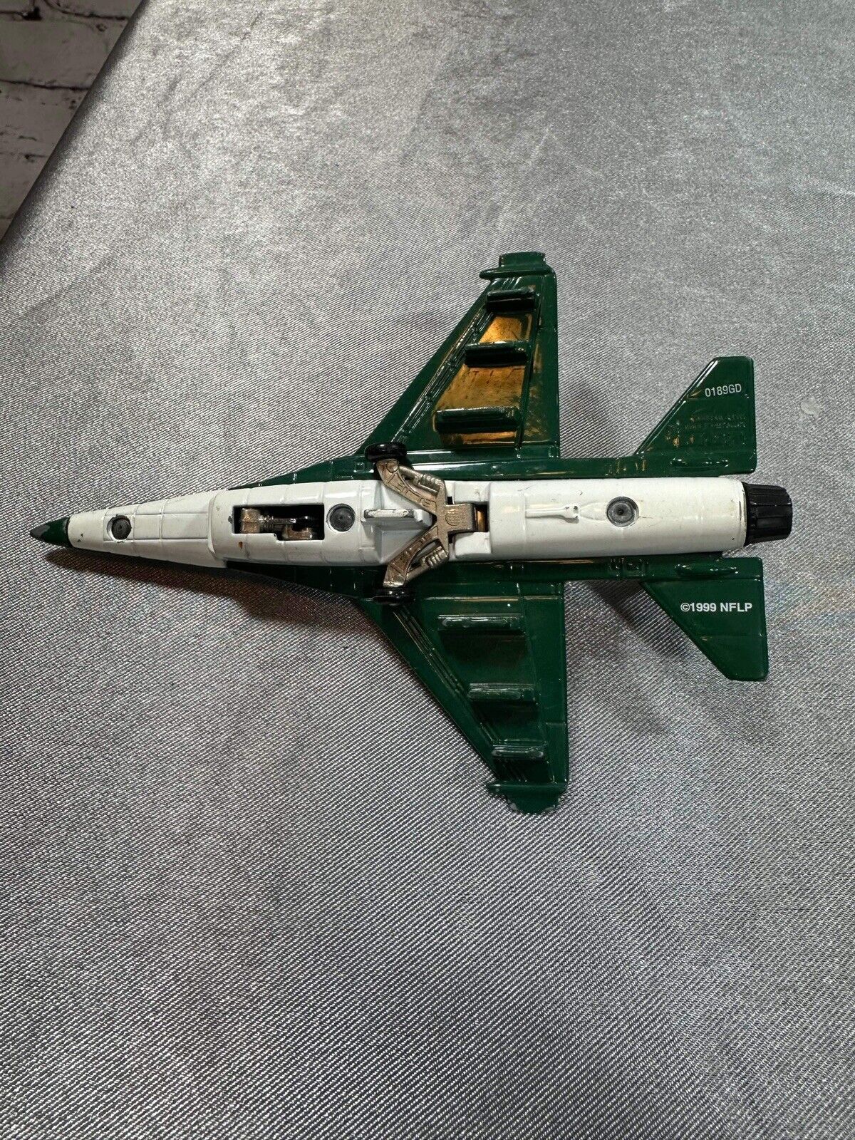 Green Bay Packers 1999 ERTL Metal Jet Plane Green 