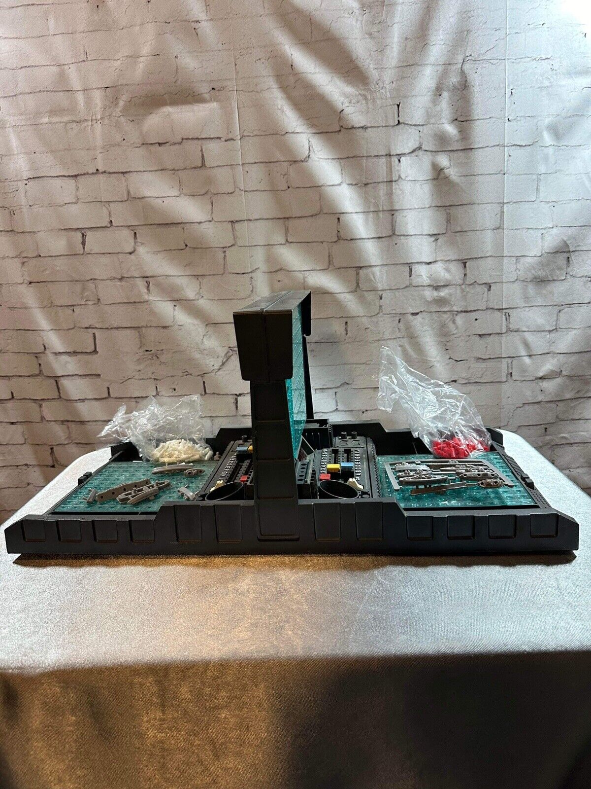 Vintage 1982 Electronic Battleship Game Milton Bradley