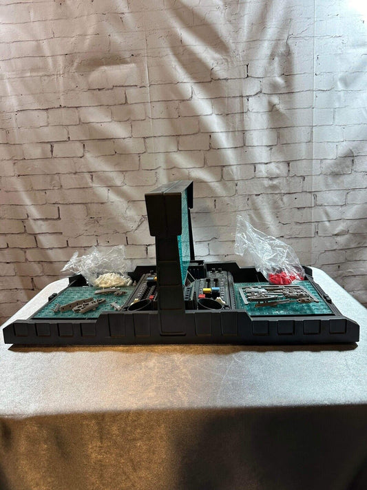 Vintage 1982 Electronic Battleship Game Milton Bradley