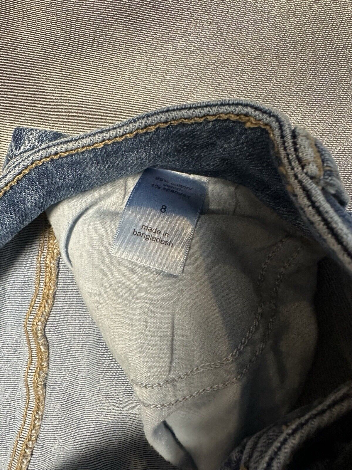 CUTE! Maurices Womens Denim Skirt  Size 8 WCLTH 001