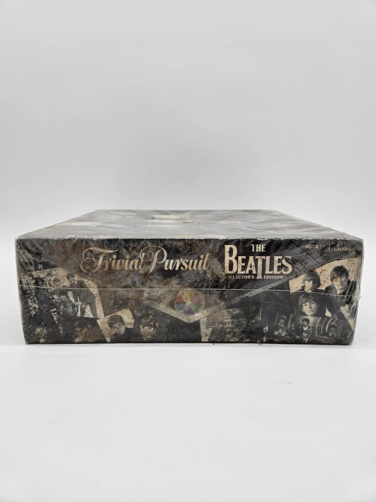 THE BEATLES Collectors Edition Trivial Pursuit New Sealed USAopoly Board Game