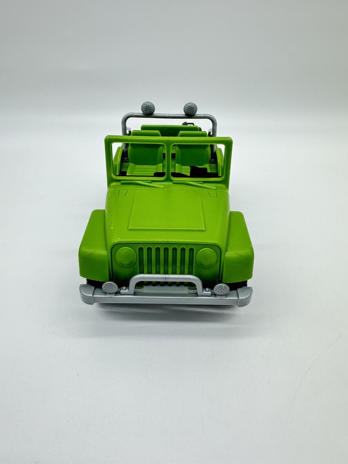 Rare JEEP Willy Wrangler Military Green In Color Toy all Plastic US Army 4x4