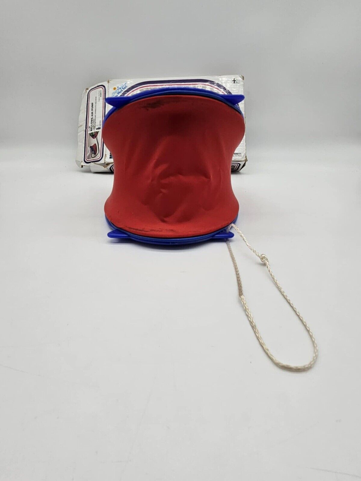 The Wet Set #58611 by Intex Bellows Air Pump 1996 USA 3 Nozzle Sizes