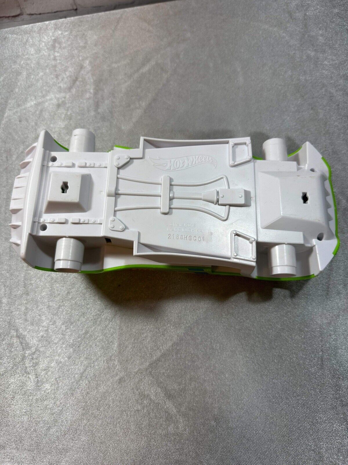 Hot Wheels Ready To Race Car Builder Set /toy/customize/play/tools 95% Complete