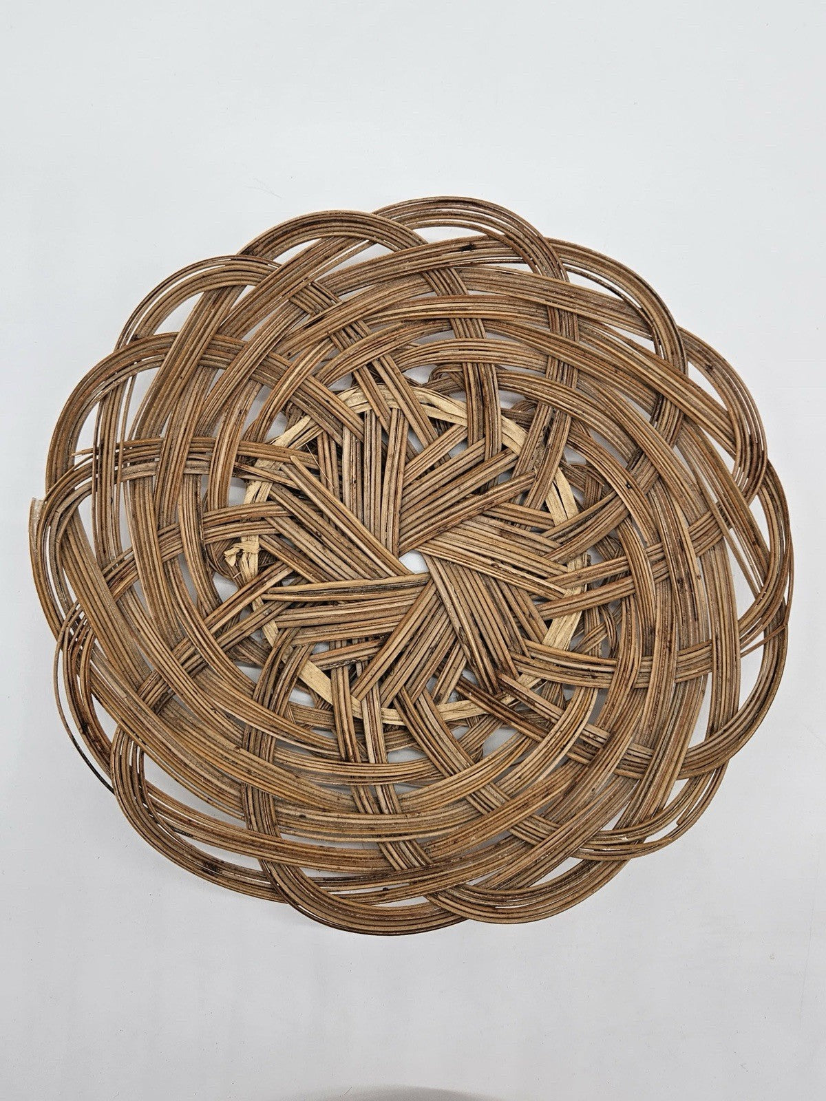 Wicker Open Weave Basket Bowl 10" Round Rattan Basket Great Condition
