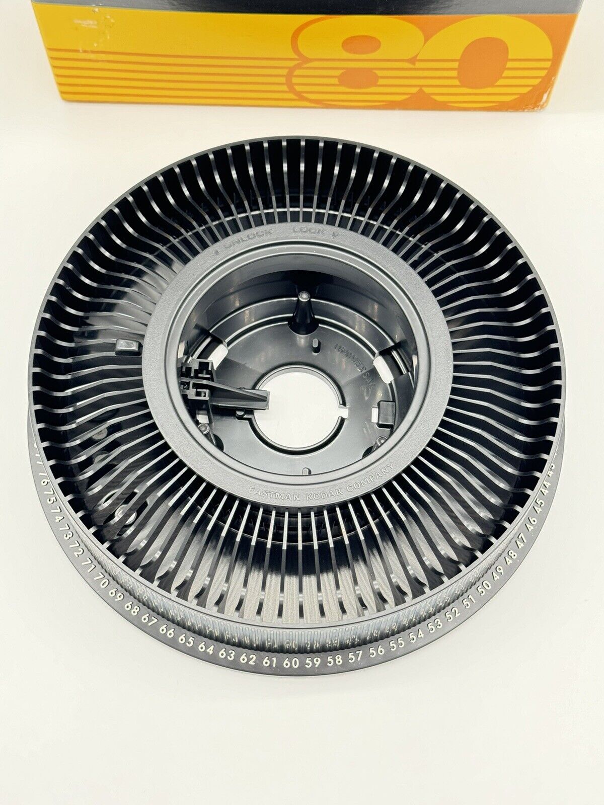 Kodak Transvue Carousel 80 Slide Tray Chargeur With Box Excellent Condition