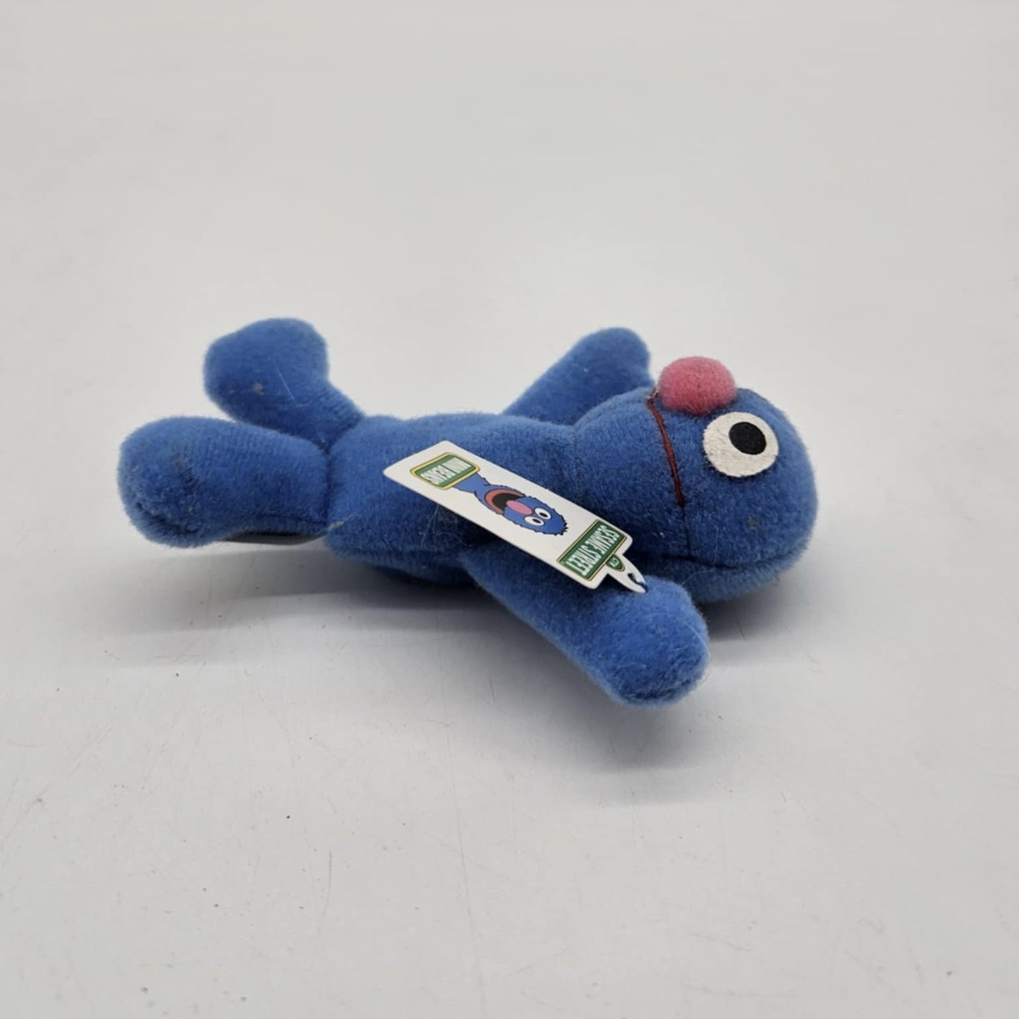 VTG 1999 Sesame Street Kelloggs Mini Beans 4" Plush Toy w/Tags Grover