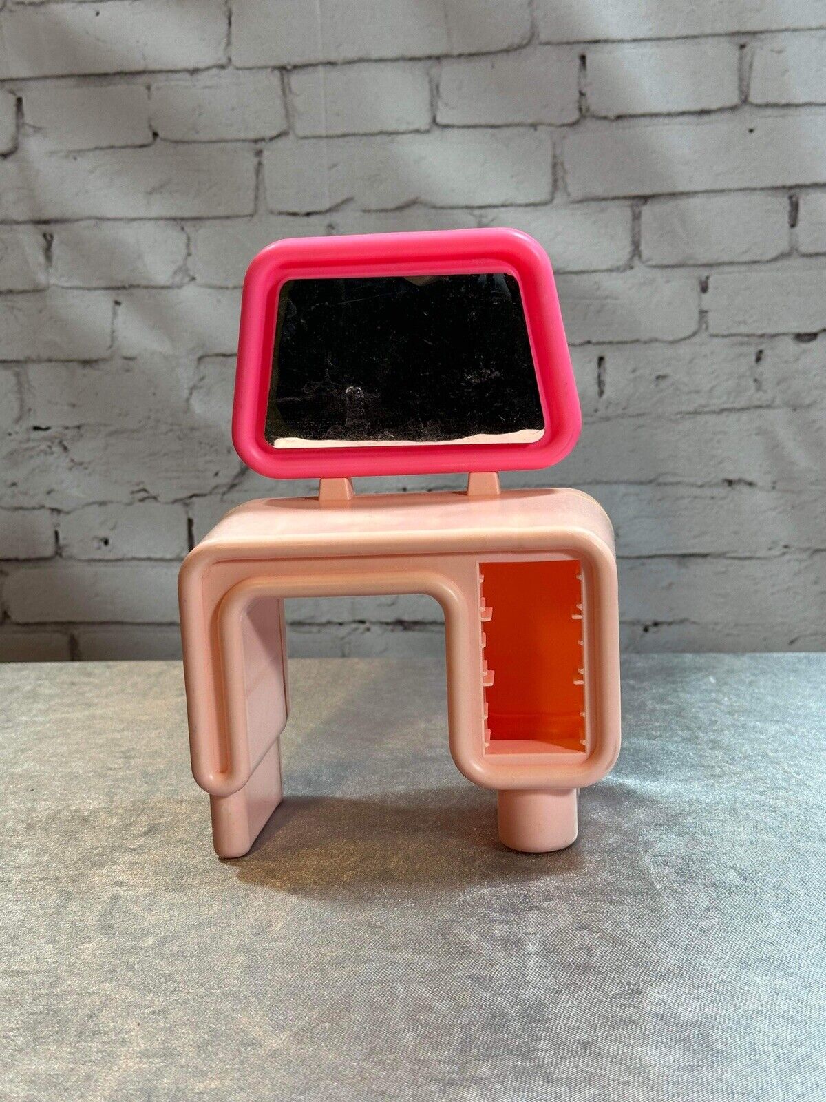 Vintage Huge Lot Barbie 1970s Kitchen, Bedroom, Living room, Salon, & Extras