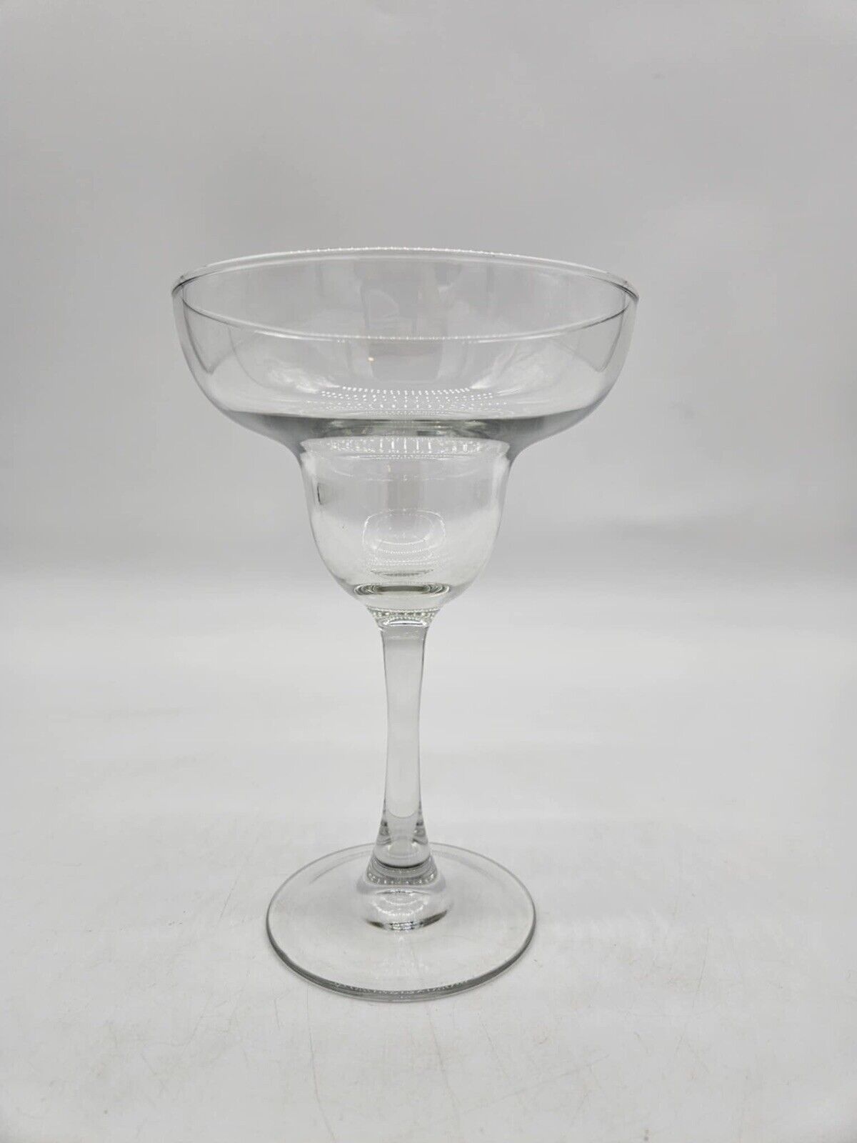 High Quality Martini Glass Cup, Medium, 7-inch