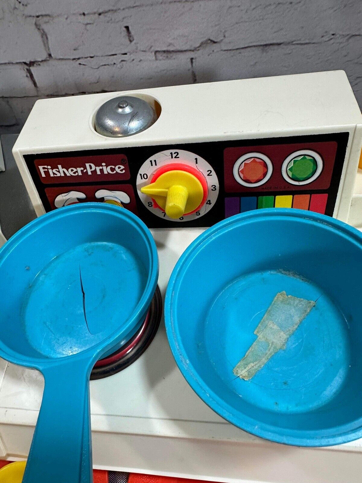Vintage Fisher Price Fun With Food Magic Burner Stove & Sink Set