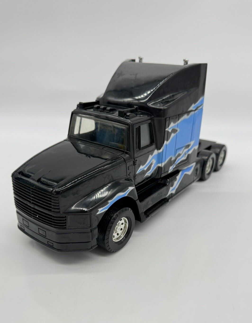 Black Ford Aeromax 120 Road Champs Semi Truck Tractor No Trailer Rare Vintage