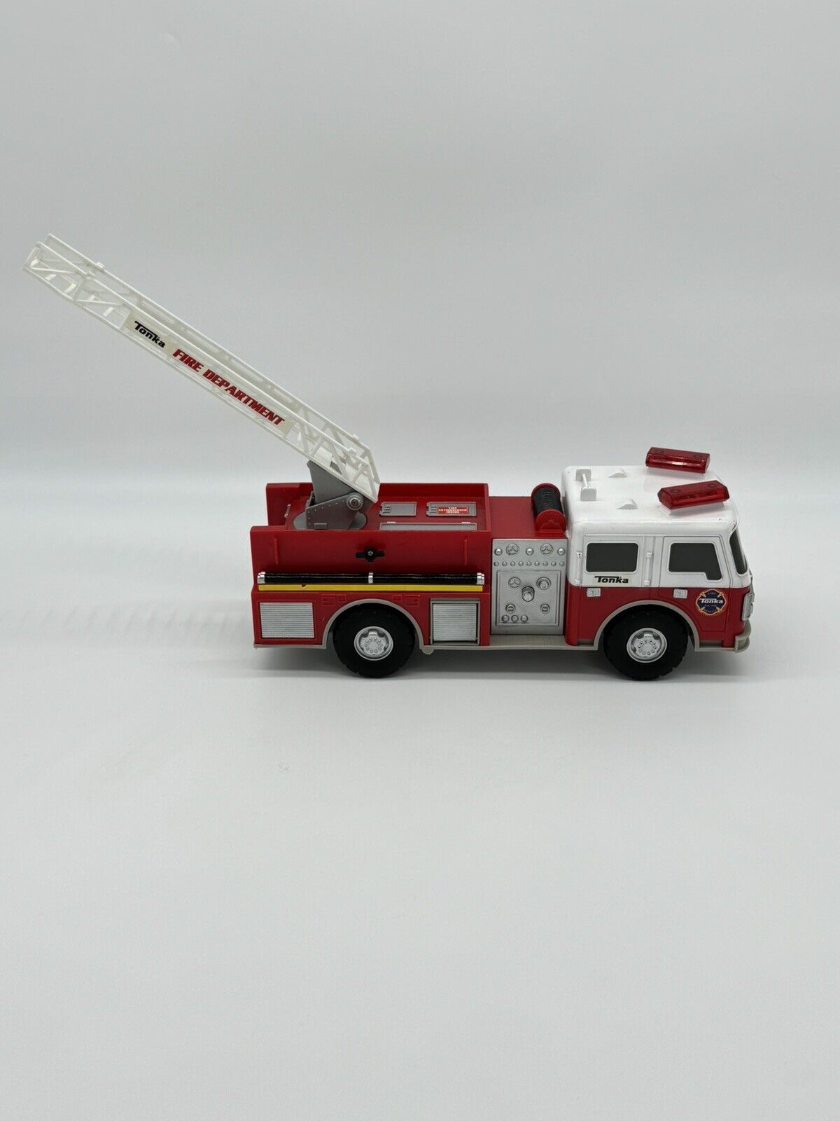 Tonka Lights and Sounds fire engine #06737. It works!