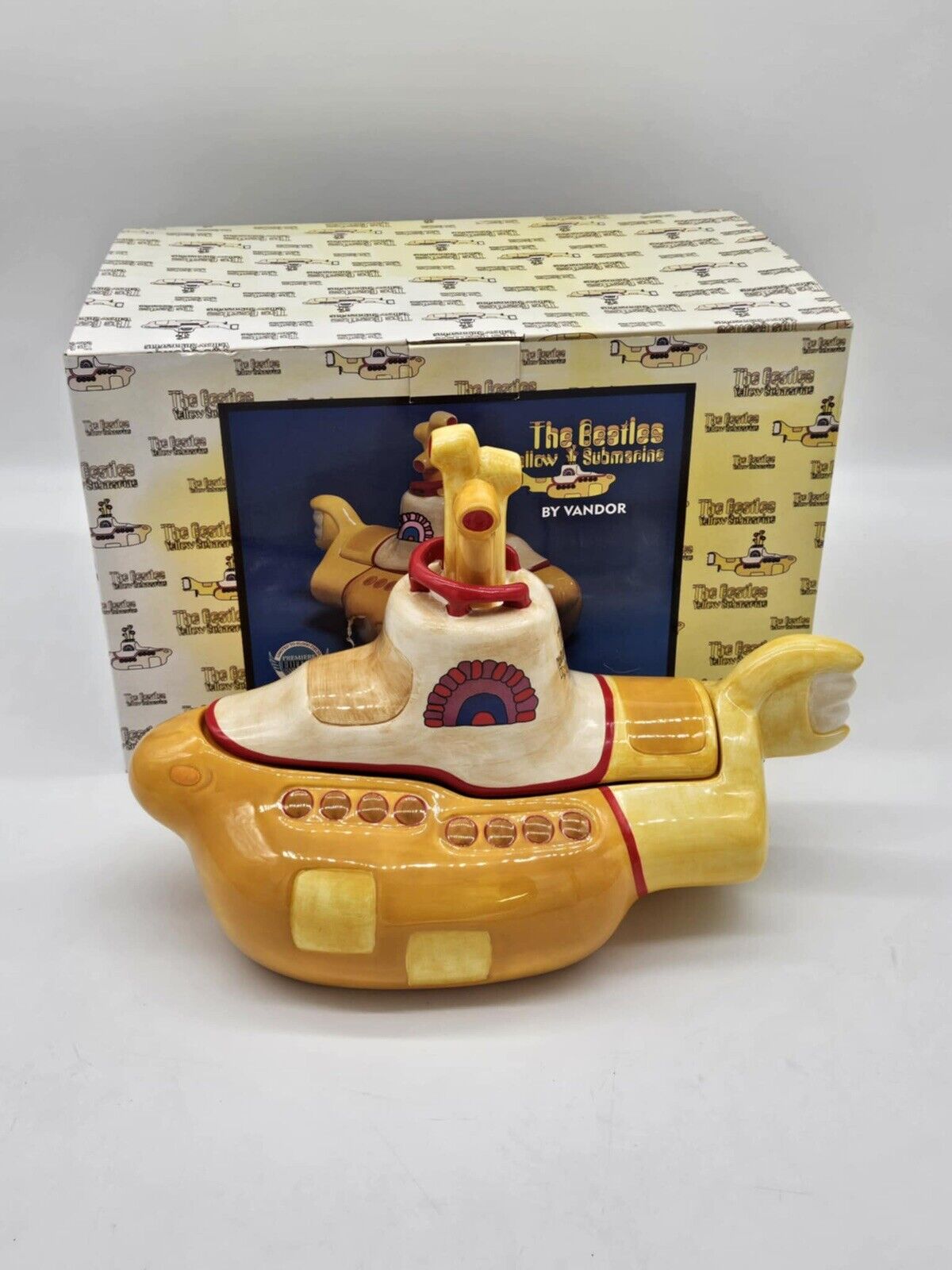 Vintage Beatles Yellow Submarine Cookie Jar Vandor 1999 RARE Original Box JB01