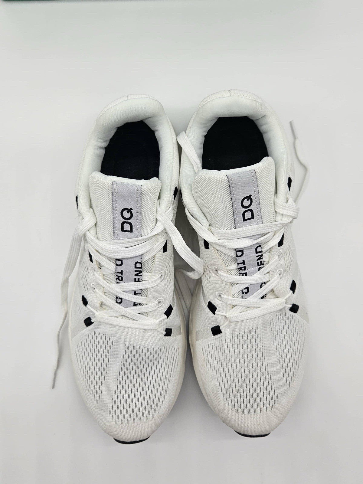 Lightweight Mesh Running Shoes Cloud-Style Cushion Sole Sneakers ~ Sz 9 New