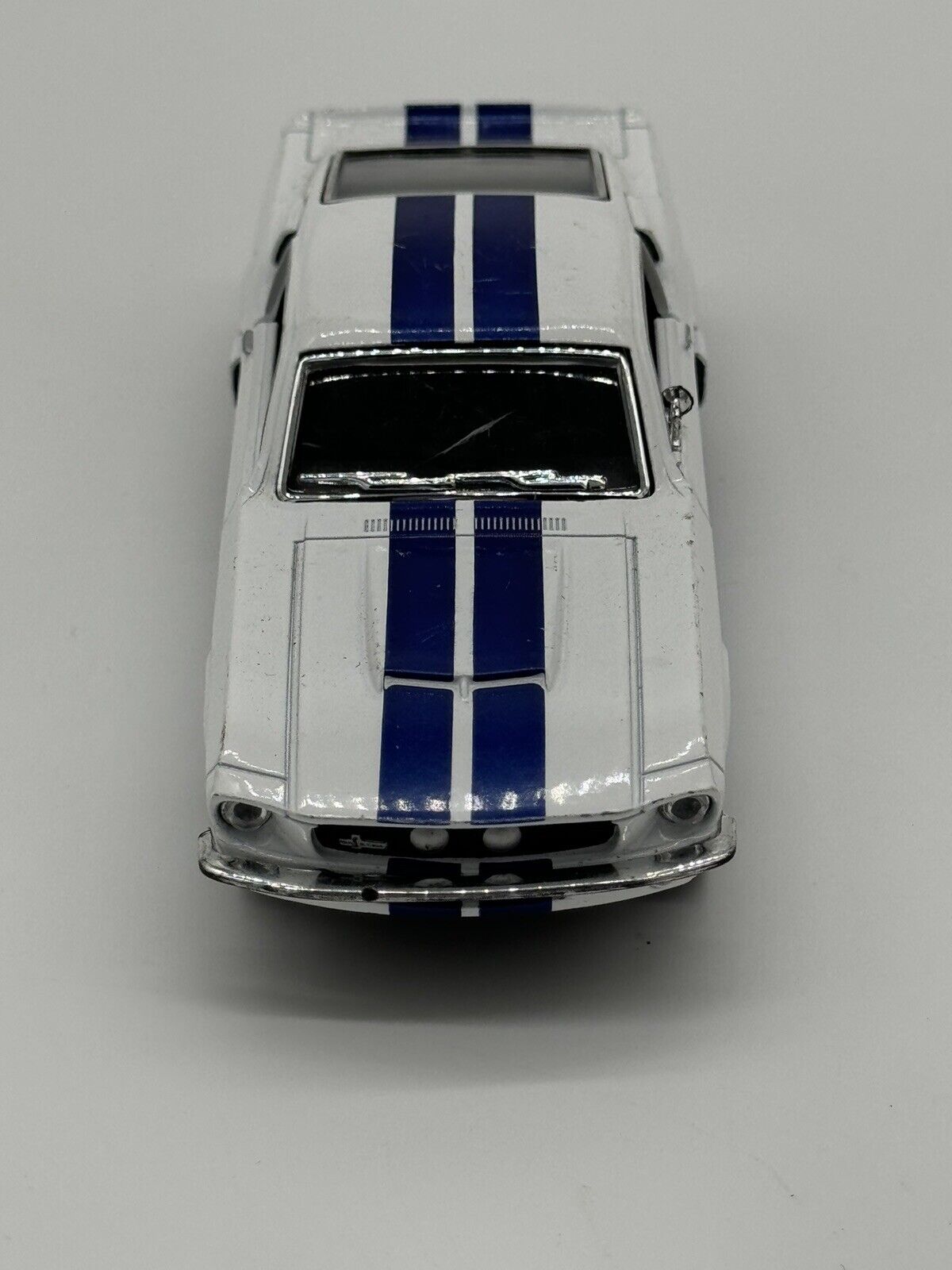 Greenlight White W/Blue Stripes 1967 Shelby GT500  Loose Diecast 1:64 2007 006