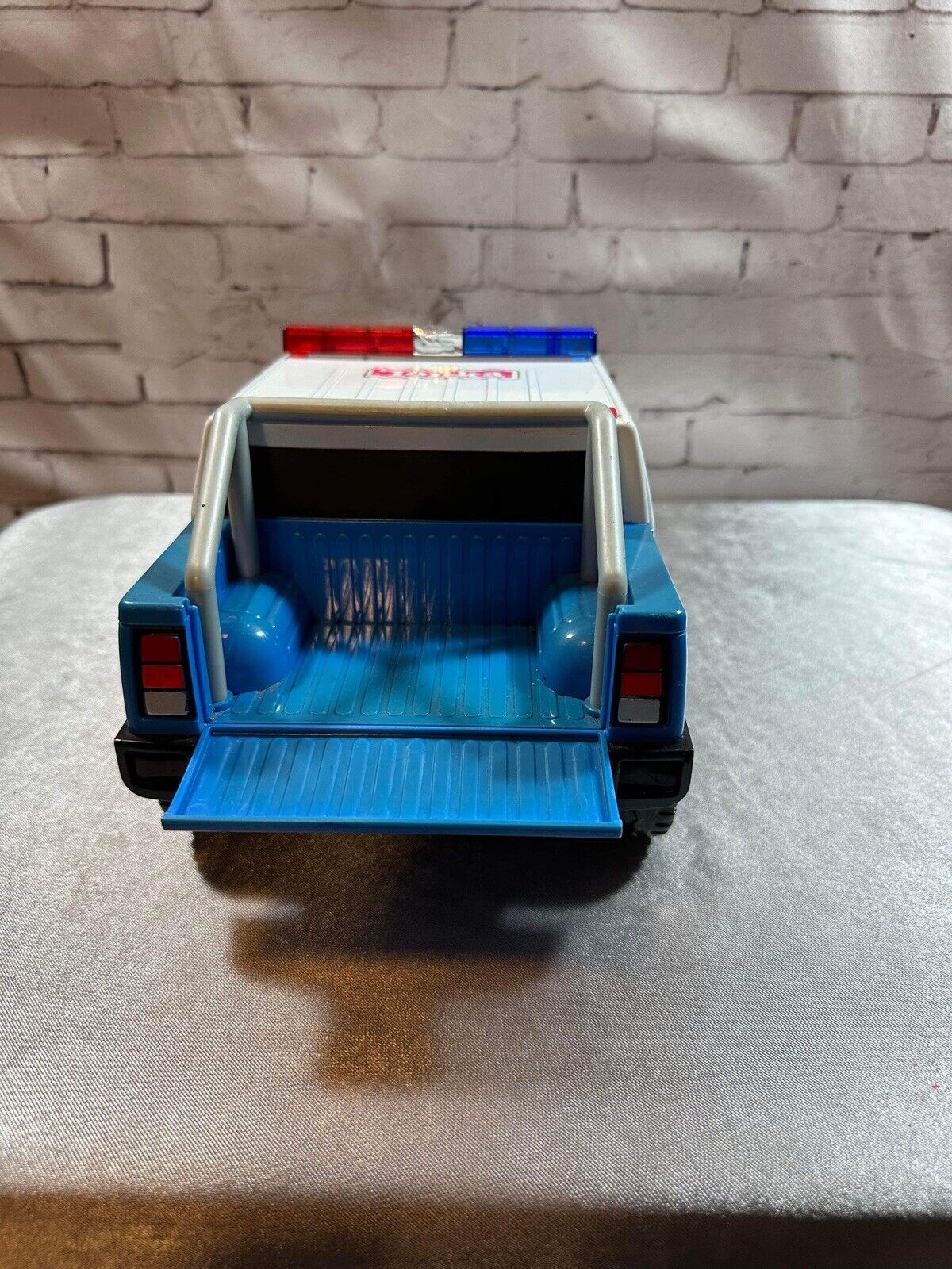 Vintage 1990s TONKA HASBRO HUMMER H2 POLICE TRUCK toy **WORKING**