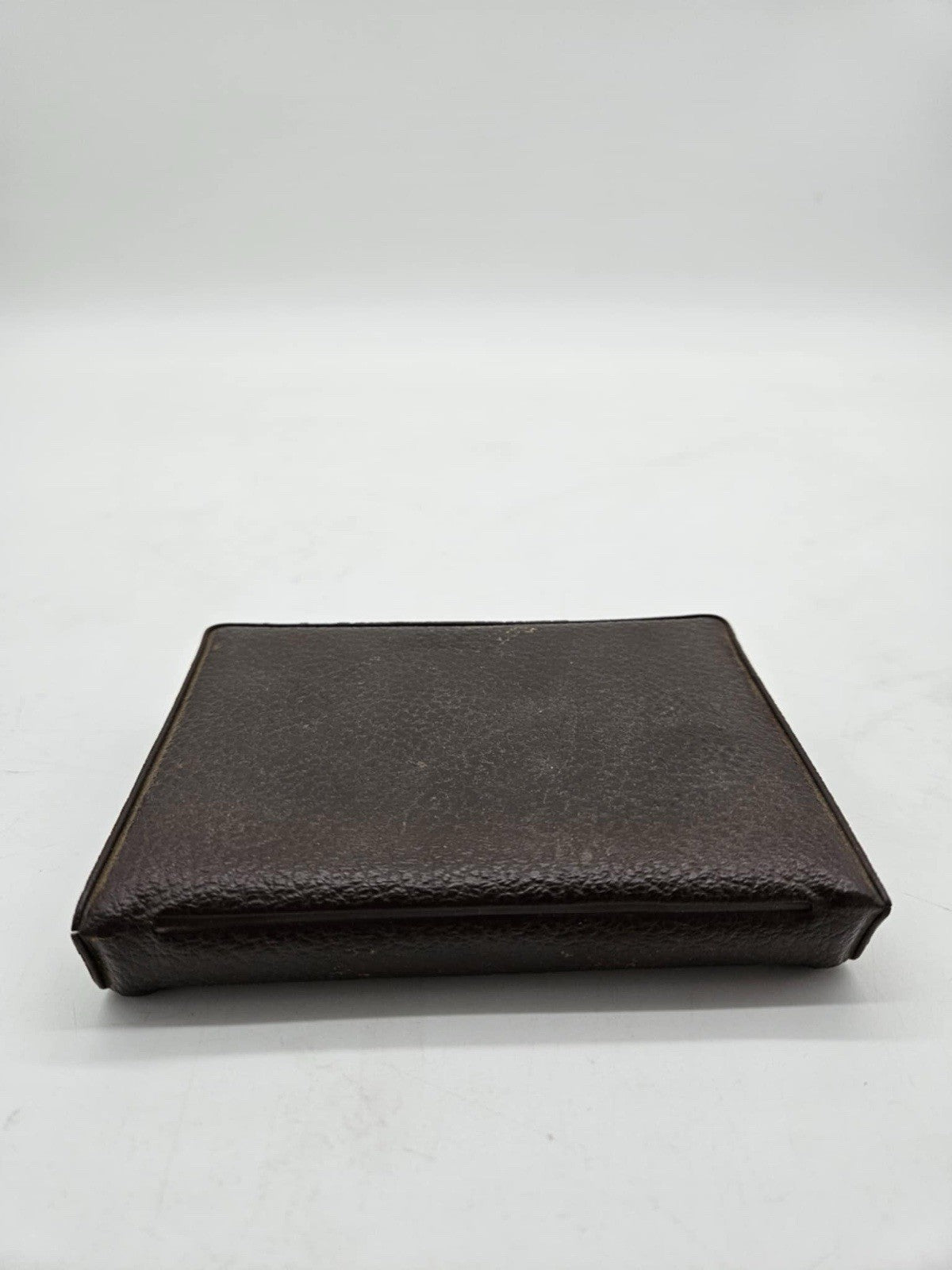 VINTAGE BENSON & HEDGES PLAYING CARDS IN VINYL CASE 2 DECKS GOLD & GREEN NOS