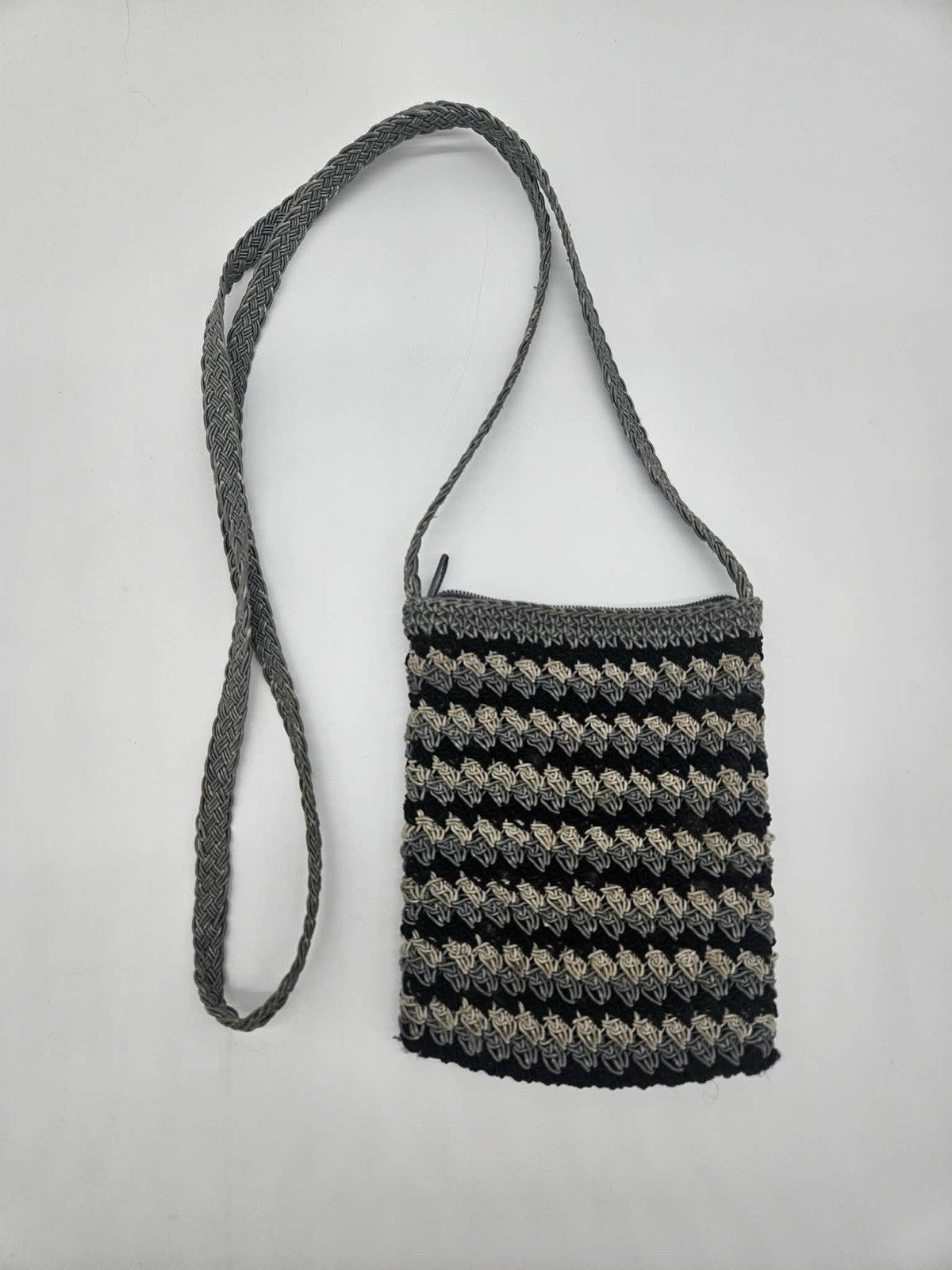 Vintage Woven Macrame Crossbody Shoulder Bag Gray Black Boho Purse