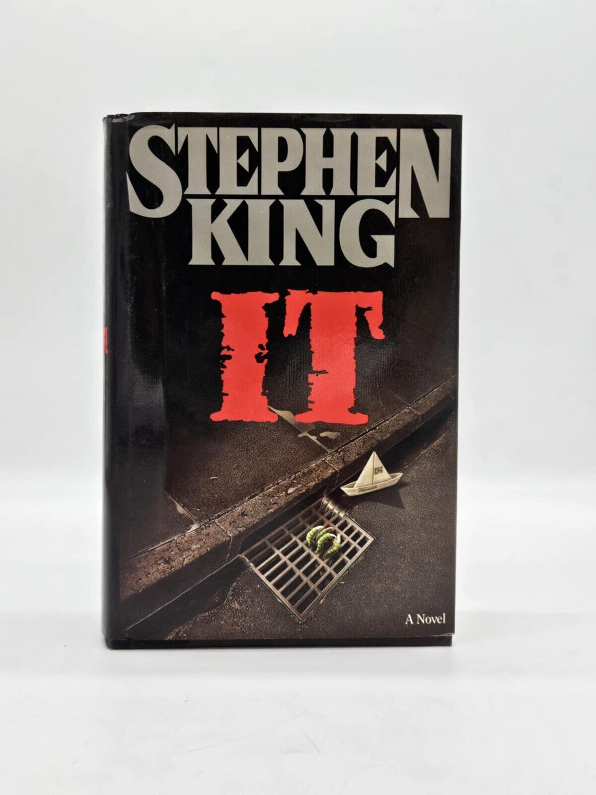 IT by Stephen King, True $22.95, First Edition 1st Print, Viking HCDJ, Good