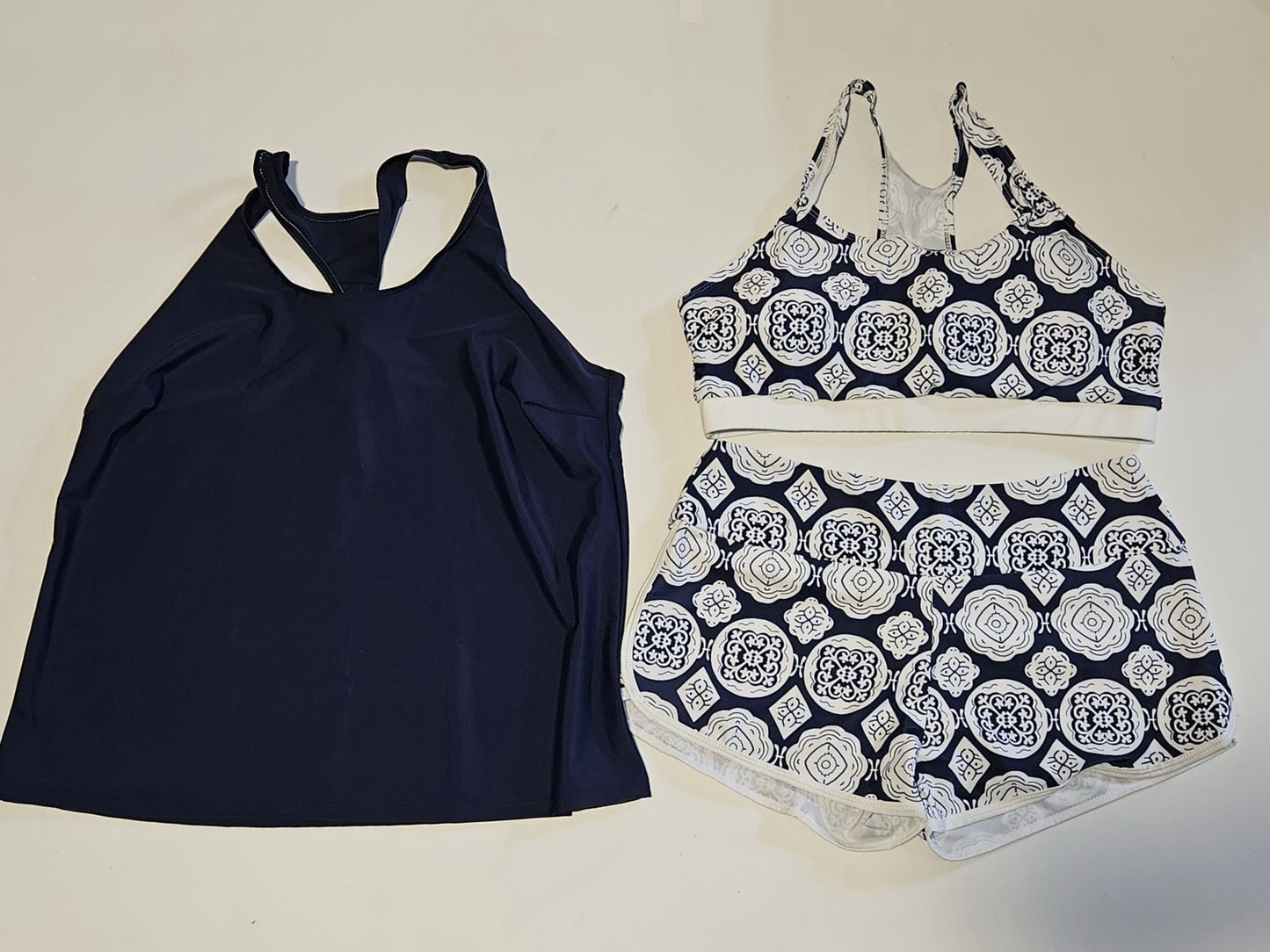 Women's 3pc Athletic Tankini Swimsuit Set w/ Shorts Size M