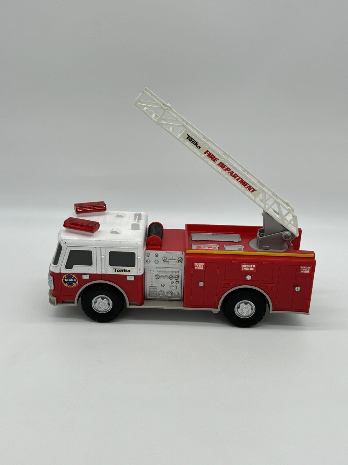 Tonka Lights and Sounds fire engine #06737. It works!