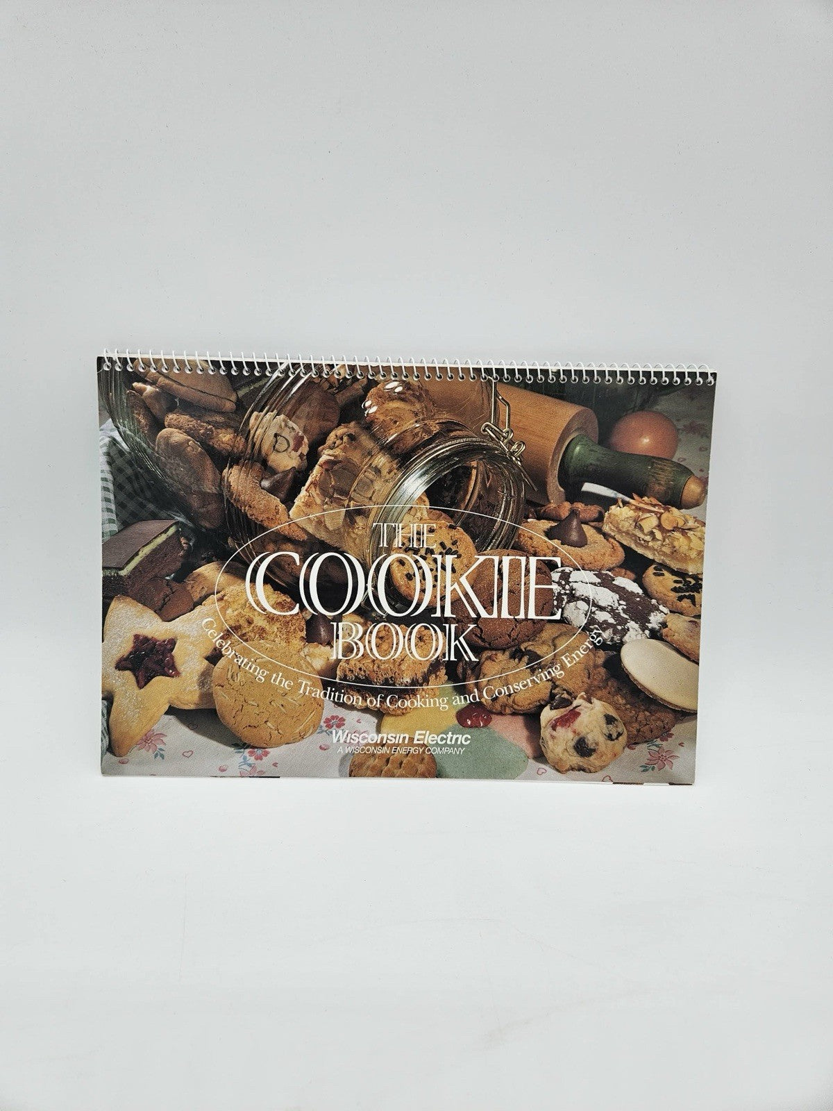 Vintage 1998 Cookie Book 70th Anniversary Edition WI Electric Co