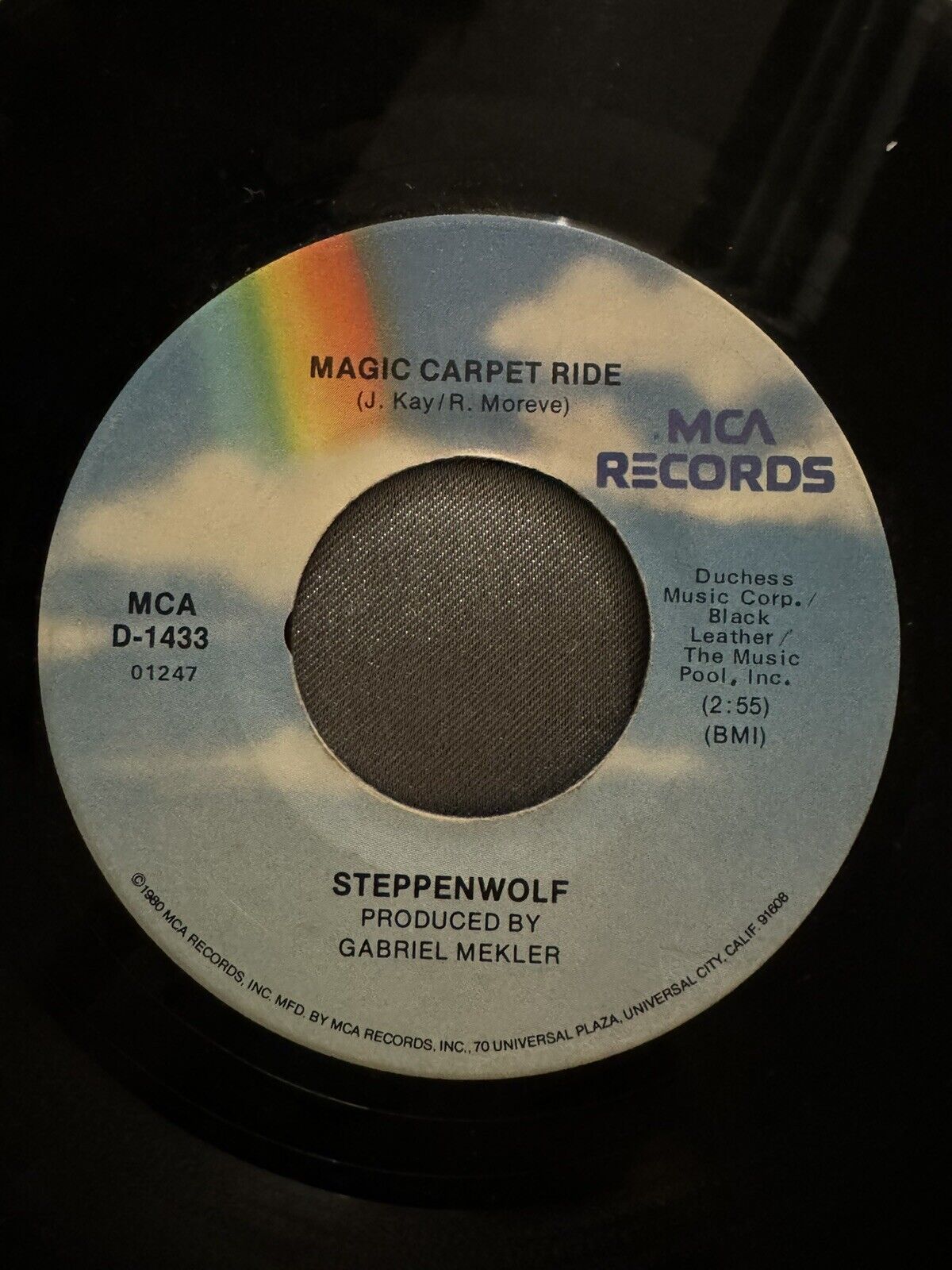 MCA 45 RECORD/STEPPENWOLF/MAGIC CARPET RIDE BORN TO BE WILD/ EX+ REISSUE