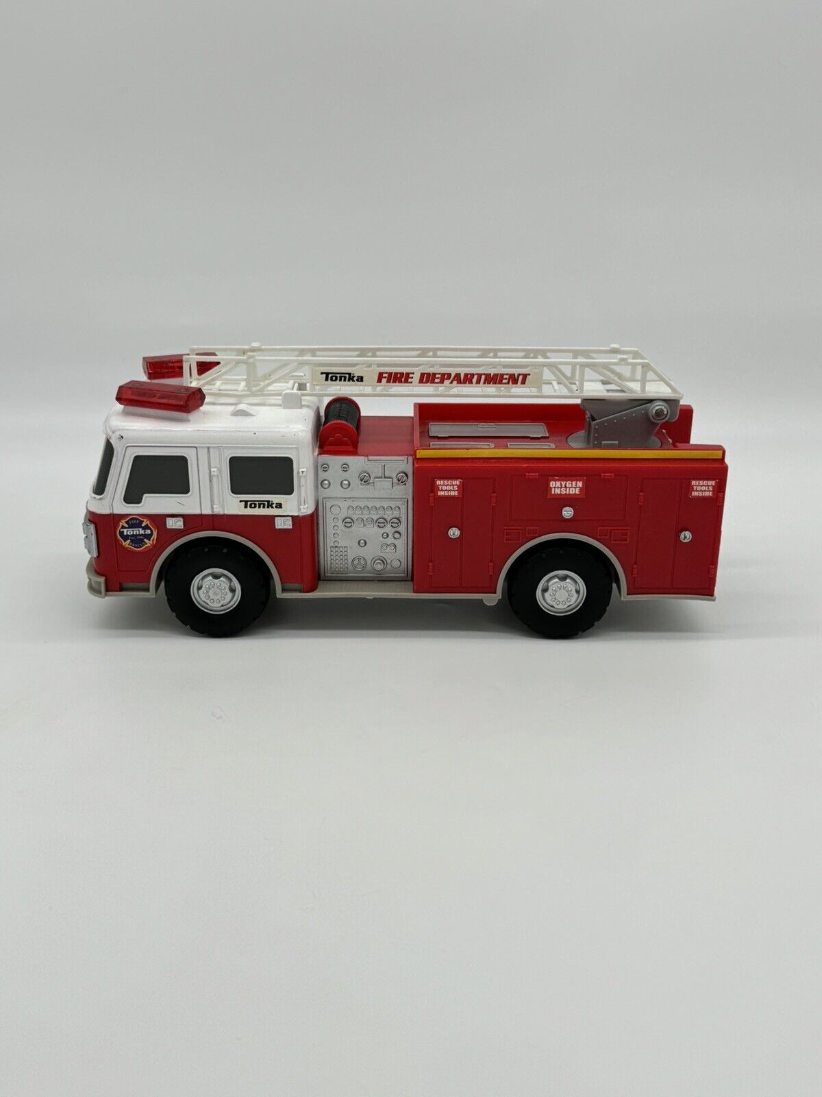 Tonka Lights and Sounds fire engine #06737. It works!