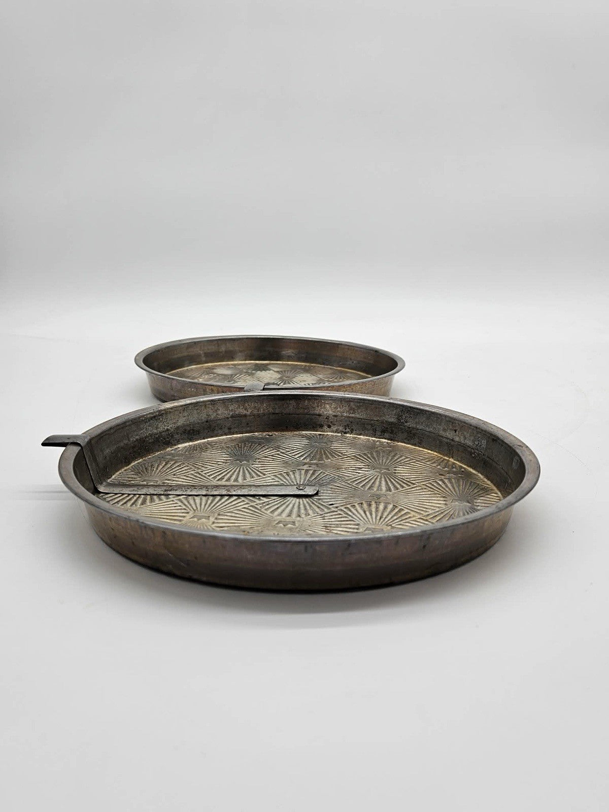 Pair Vintage OVENEX BAKEREX 9” Round Pie Pans w/ Cut & Serve Insert