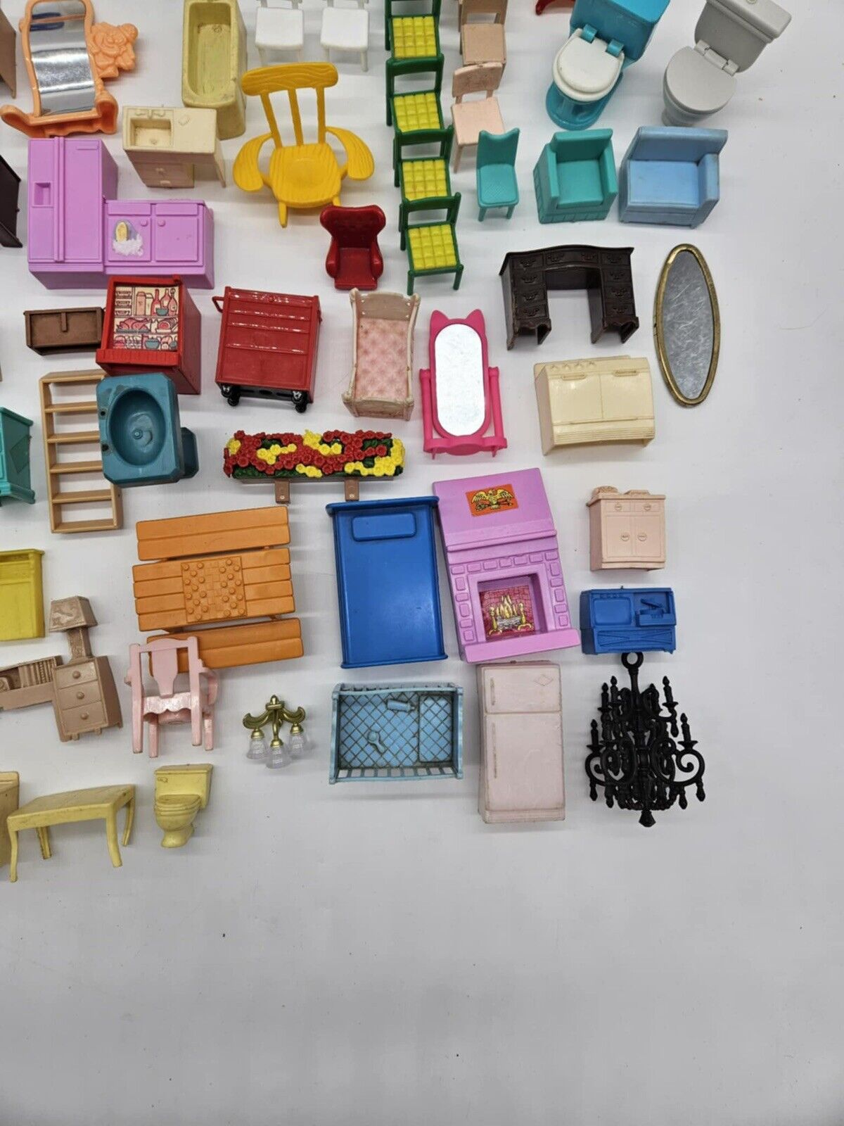Vtge Lot Doll Dollhouse Furniture Plasco Fisher Price Renwall Arco & MORE!
