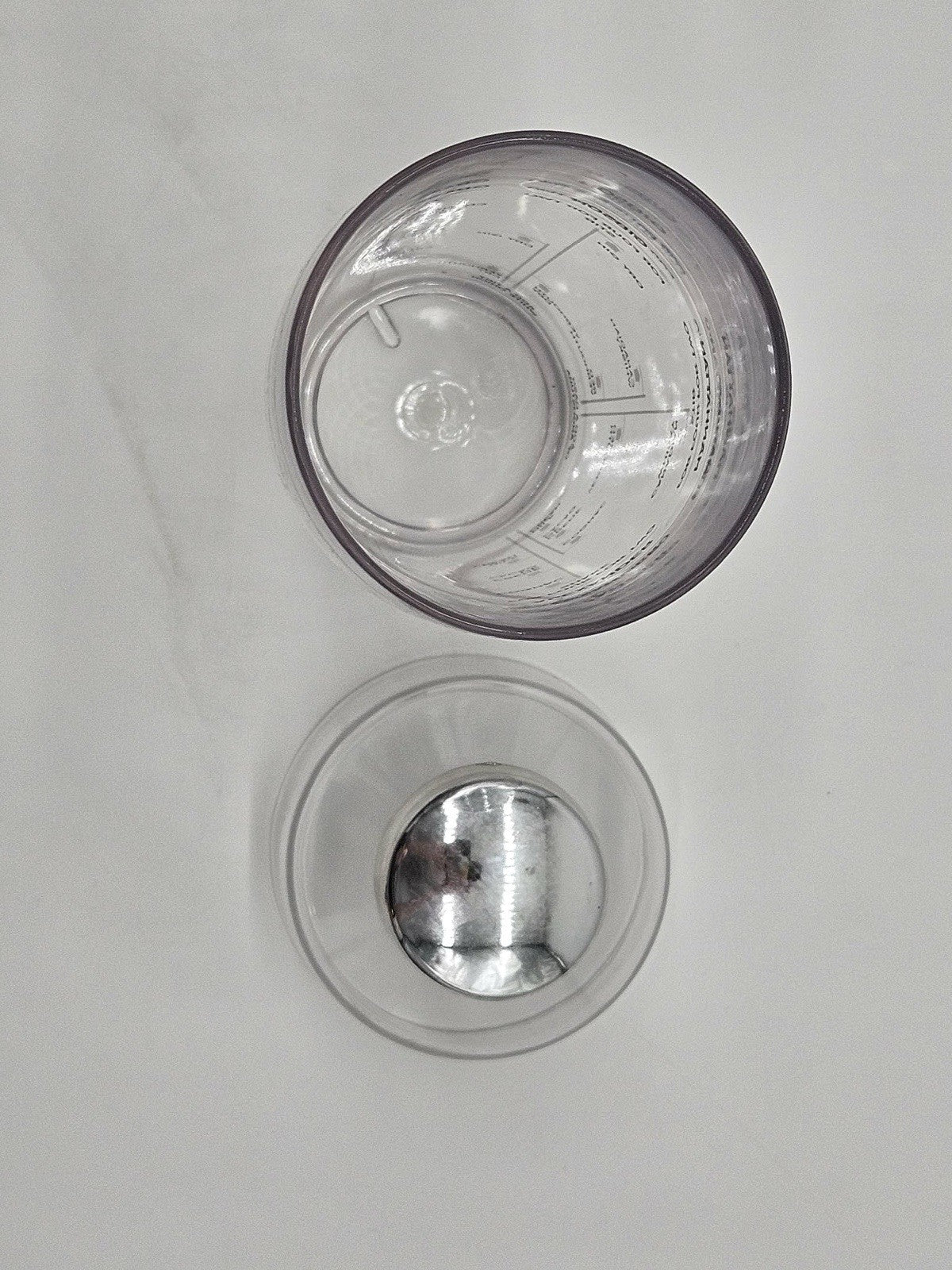Vintage 24oz Glass Cocktail Shaker Includes Six Recipes
