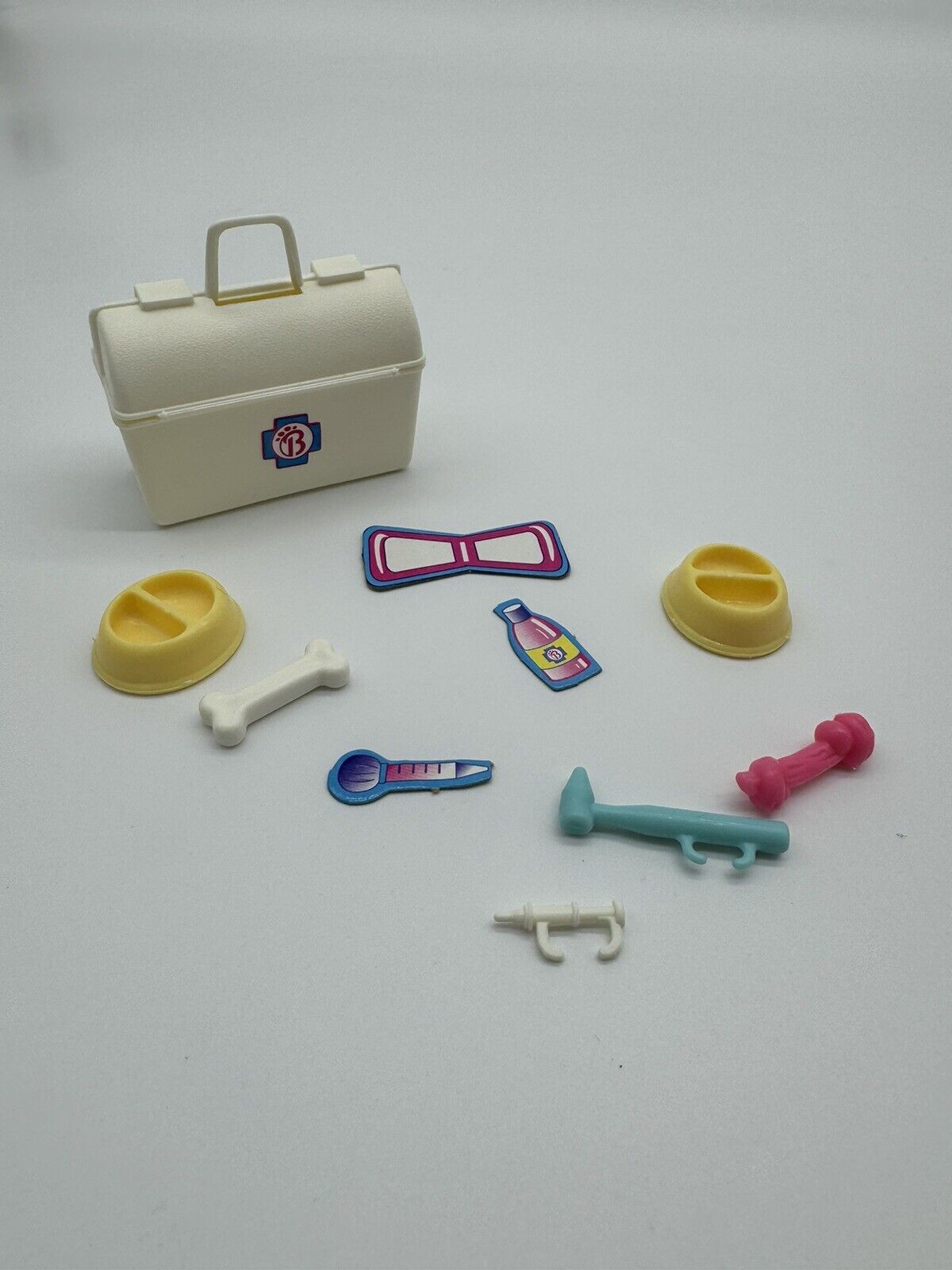 1996 Vintage Mattel Barbie PET DOCTOR Fashion Doll Vet Veterinarian w/ Xtra