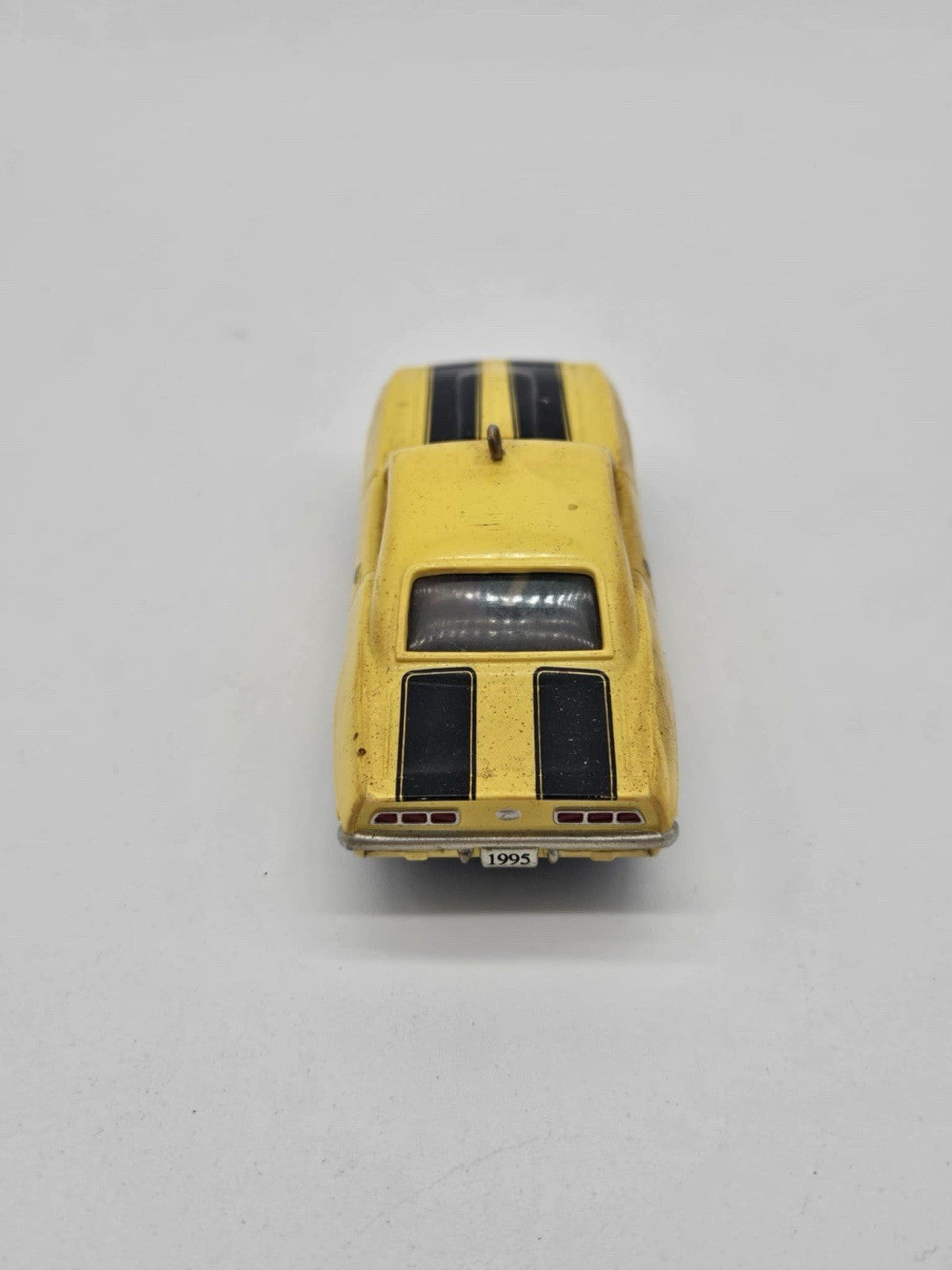VINTAGE 1995 HALLMARK CARDS CHRISTMAS ORNAMENT 1969 YELLOW Z28 CAMARO CHEVROLET