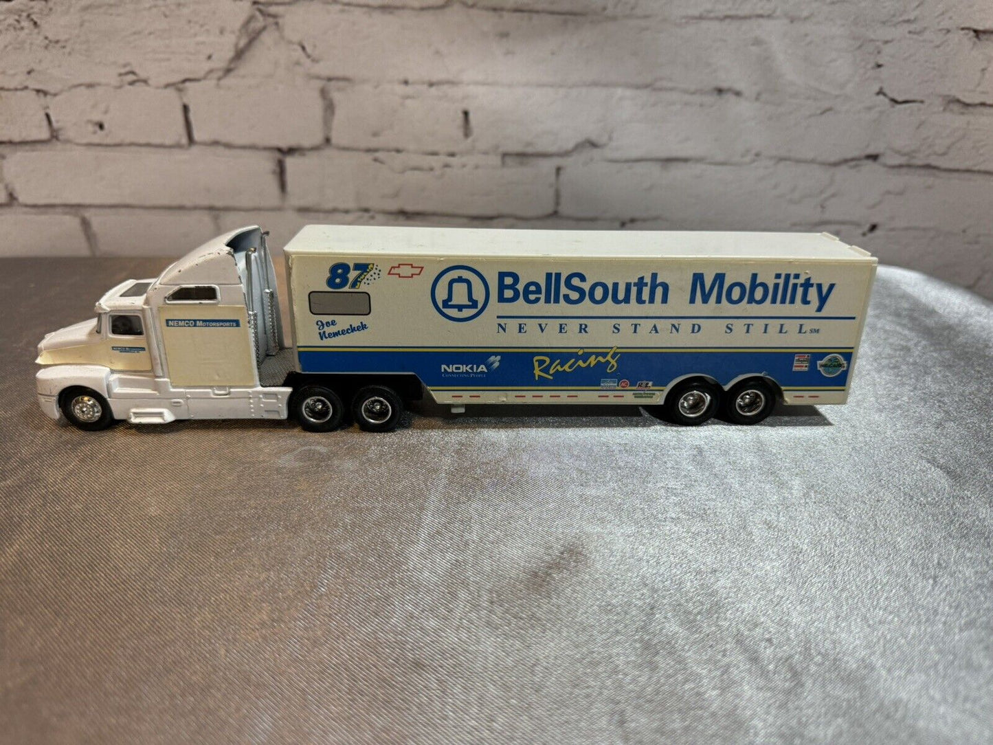 Vintage 1996 Racing Champions BellSouth Mobility Semi Truck & Trailer Nascar #87