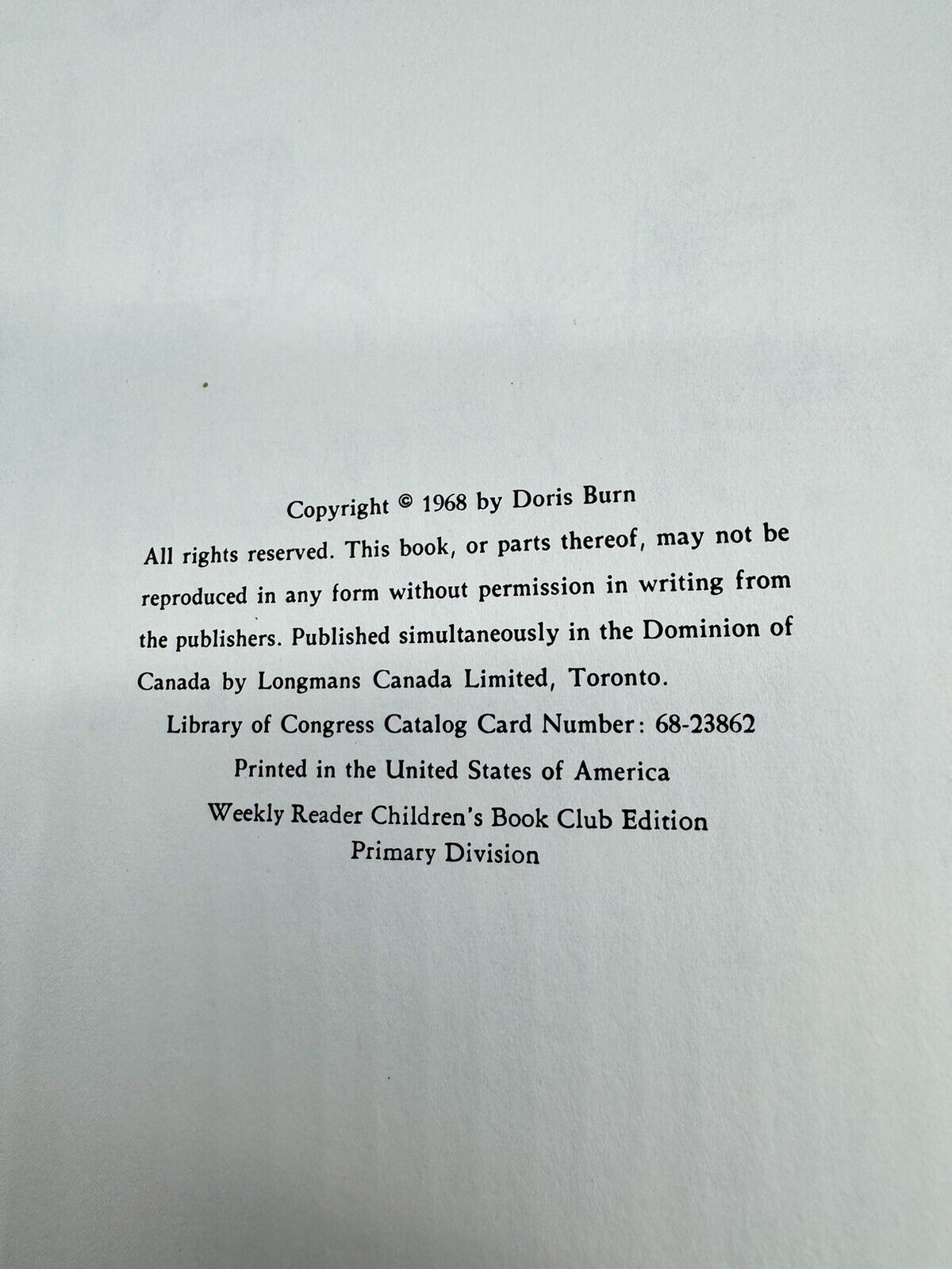 The Summerfolk by Doris Burn 1968 Hardcover Vintage Weekly Reader Book