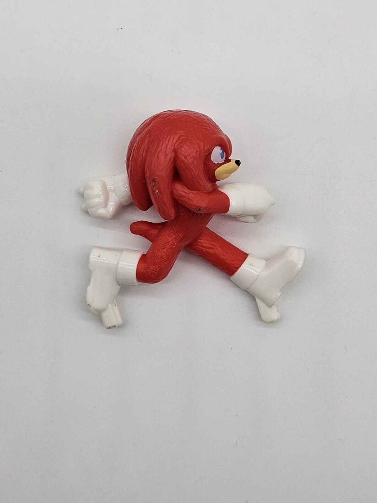 KNUCKLES THE ECHIDNA SONIC THE HEDGEHOG 2” ACTION FIGURE TOY