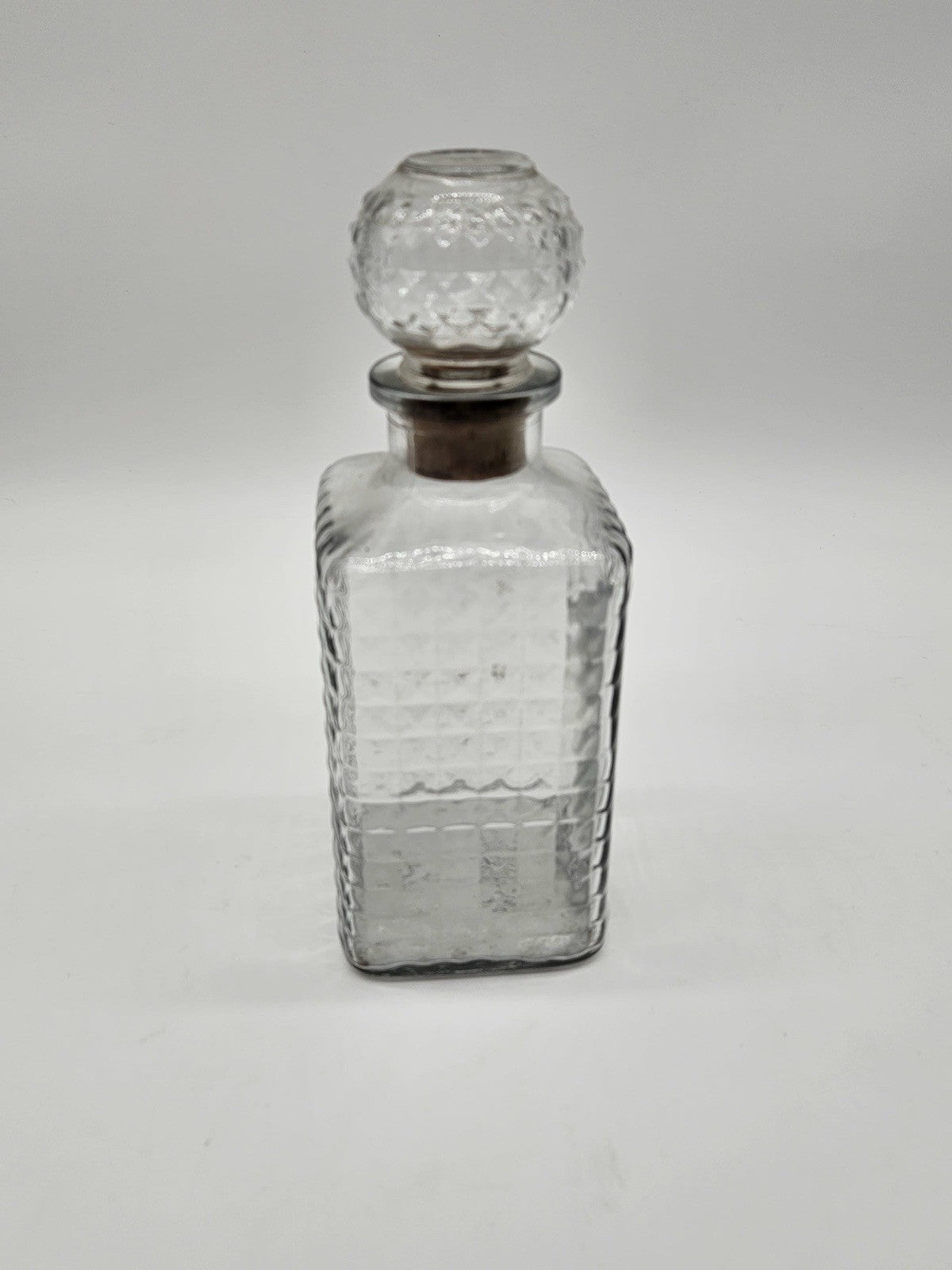 Vintage Heisey  Decanter Bottle,Stopper,Waffle & Diamond Pattern 1qt 1940’s