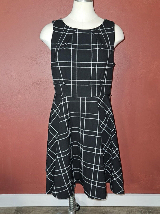 Elle Plaid Dress Women’s 10 Dark Academia Sleeveless Vintage Style 90s Y2K LBD