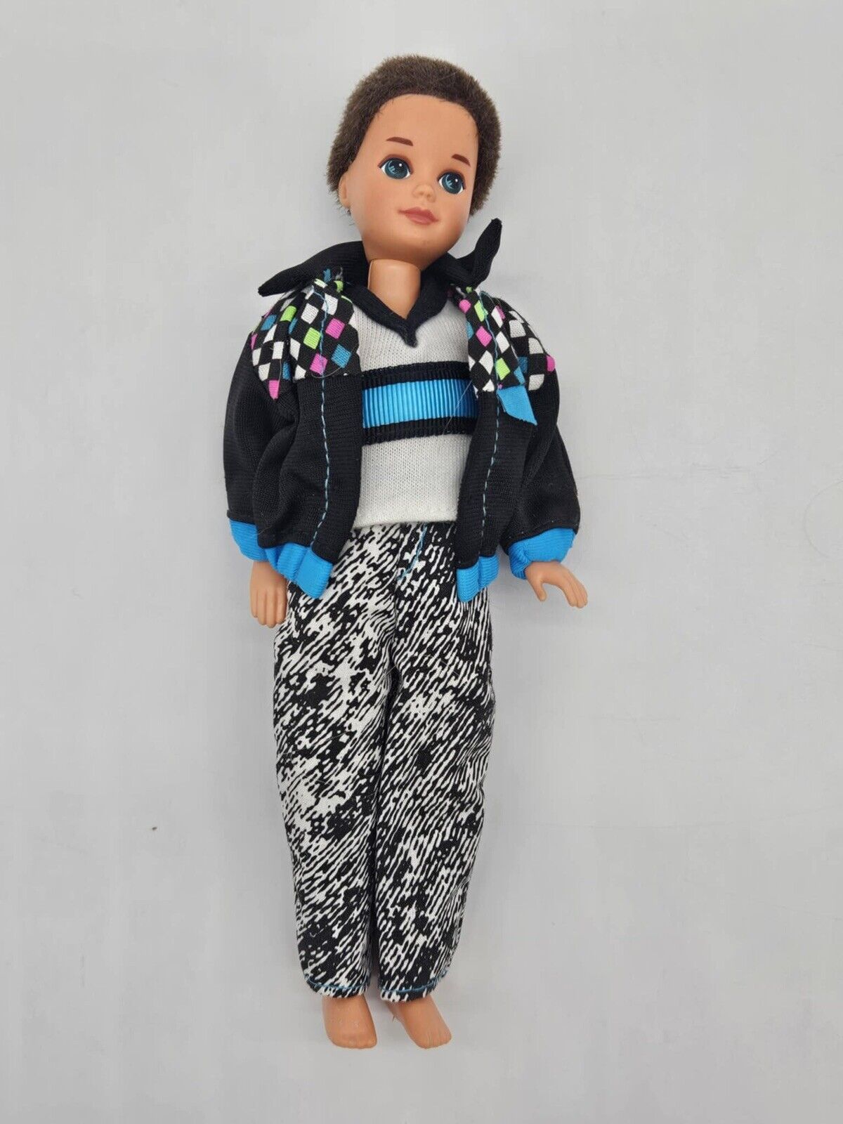 Vintage 1991 Barbie skipper & 1992 Barbie Todd w/ NRFB Soccer