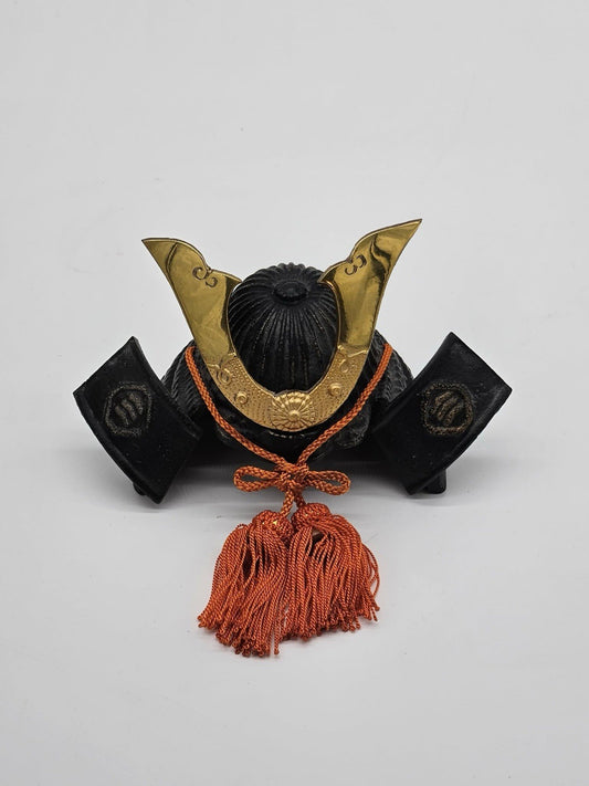 Japanese Samurai Helmet Replica Iron Pillow Kusunoki Masashige Model