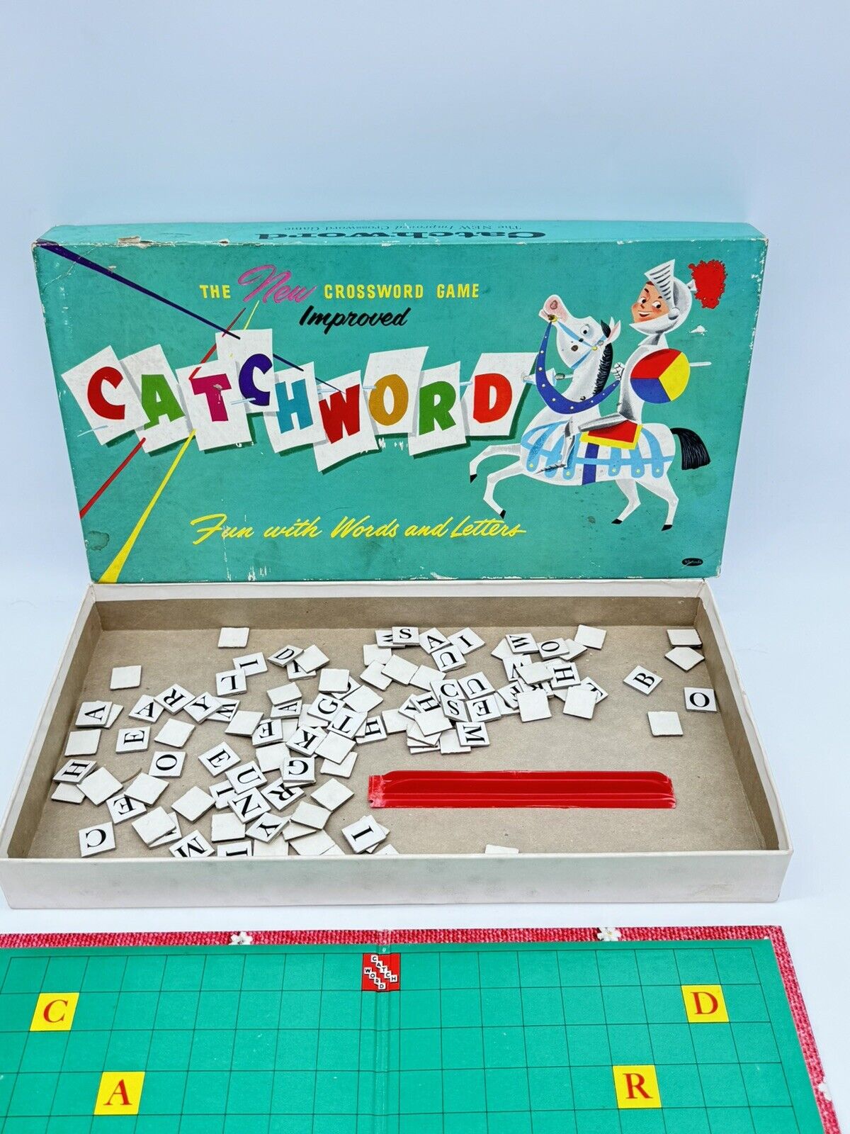 Vintage 1950's Catchword Game , The New Crossword Game