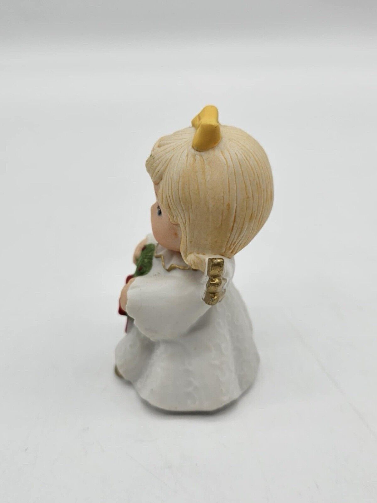 Enesco Ruth Morehead Holly Babes 1984 Angel with Wreath  RARE