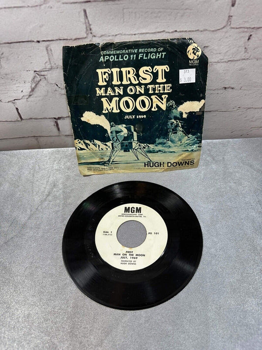 ORIGINAL PRESSING COMMEMORATIVE RECORD OF APOLLO 11 FLIGHT FIRST MAN ON THE MOON