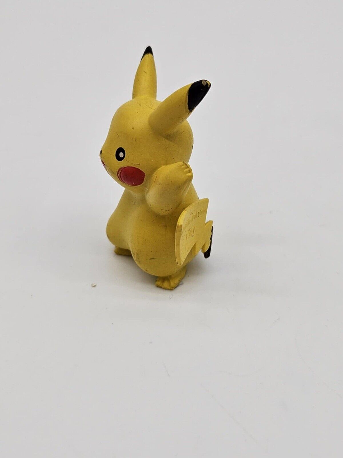 Nintendo GTSJ Pokemon Tomy Pikachu 1.5 Inch Character Toy Figure RARE GEN 1
