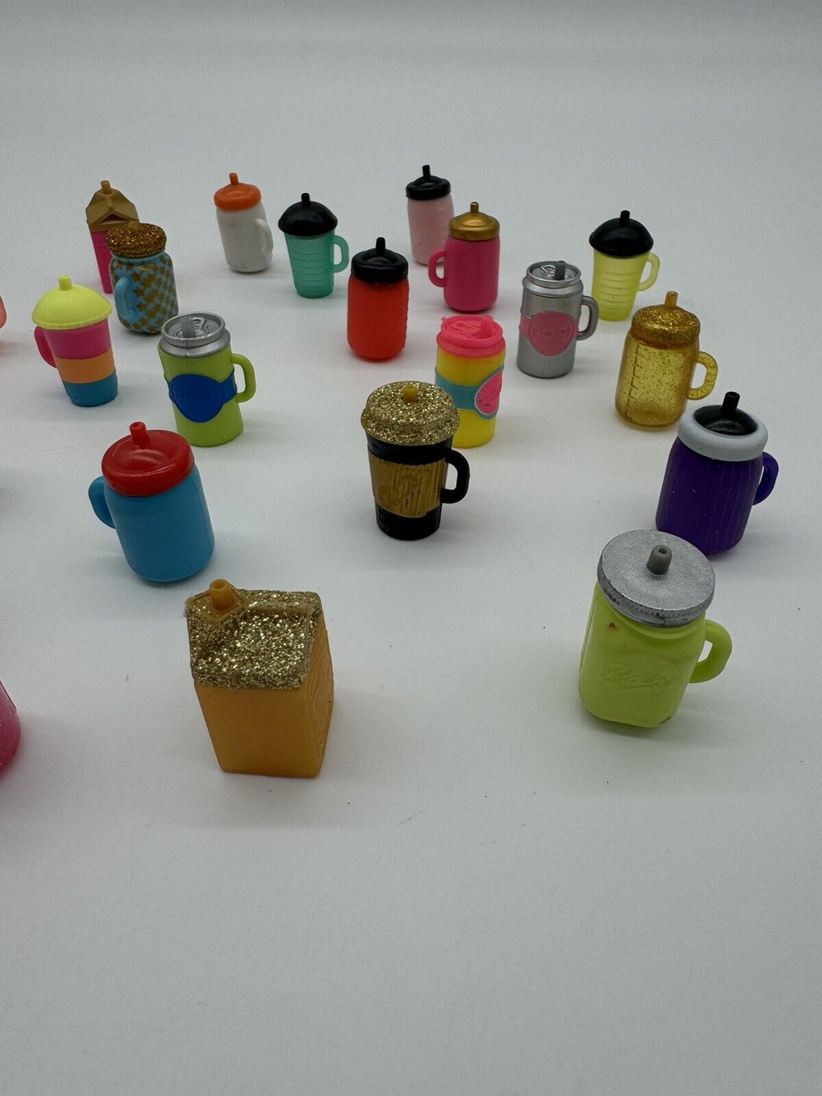 Lot of 22 OMG LOL Surprise Doll Accessories Drinking Cup Mug Bottles