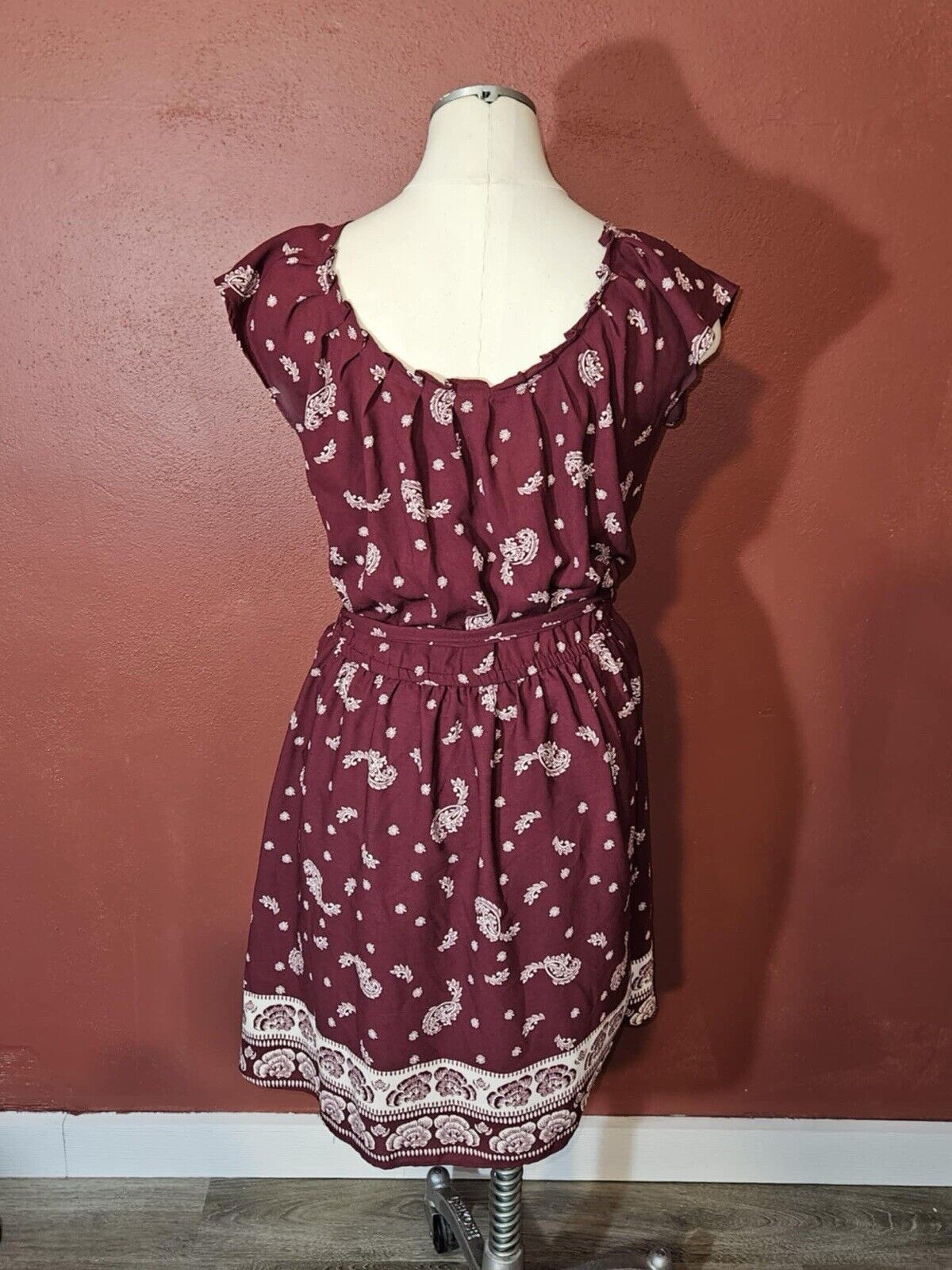 LC Lauren Conrad Women Dress Medium Marrón #0181
