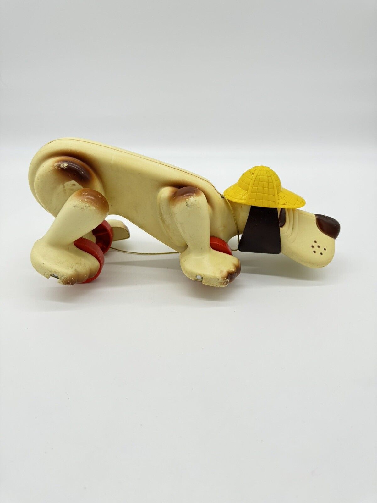 Vintage 1970s Hasbro 574 Digger Sniffing Detective Dog Plastic Pull Toy 14"