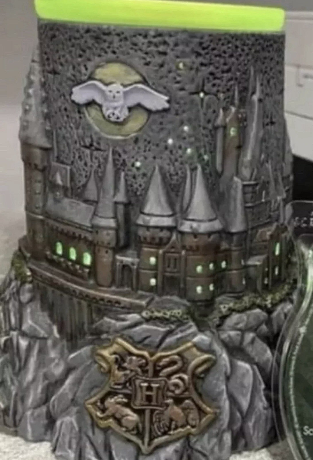 Scentsy Harry Potter Hogwarts Castle Full Size Wax Warmer - New in Box!