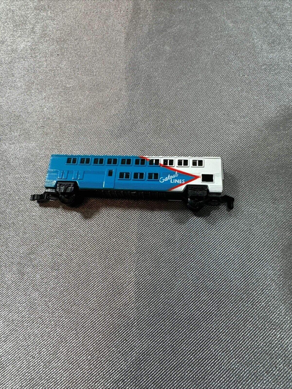 Vintage Galoob Lines train set Car Hauler & Two Cars Micro Machines 1989 VTY 002