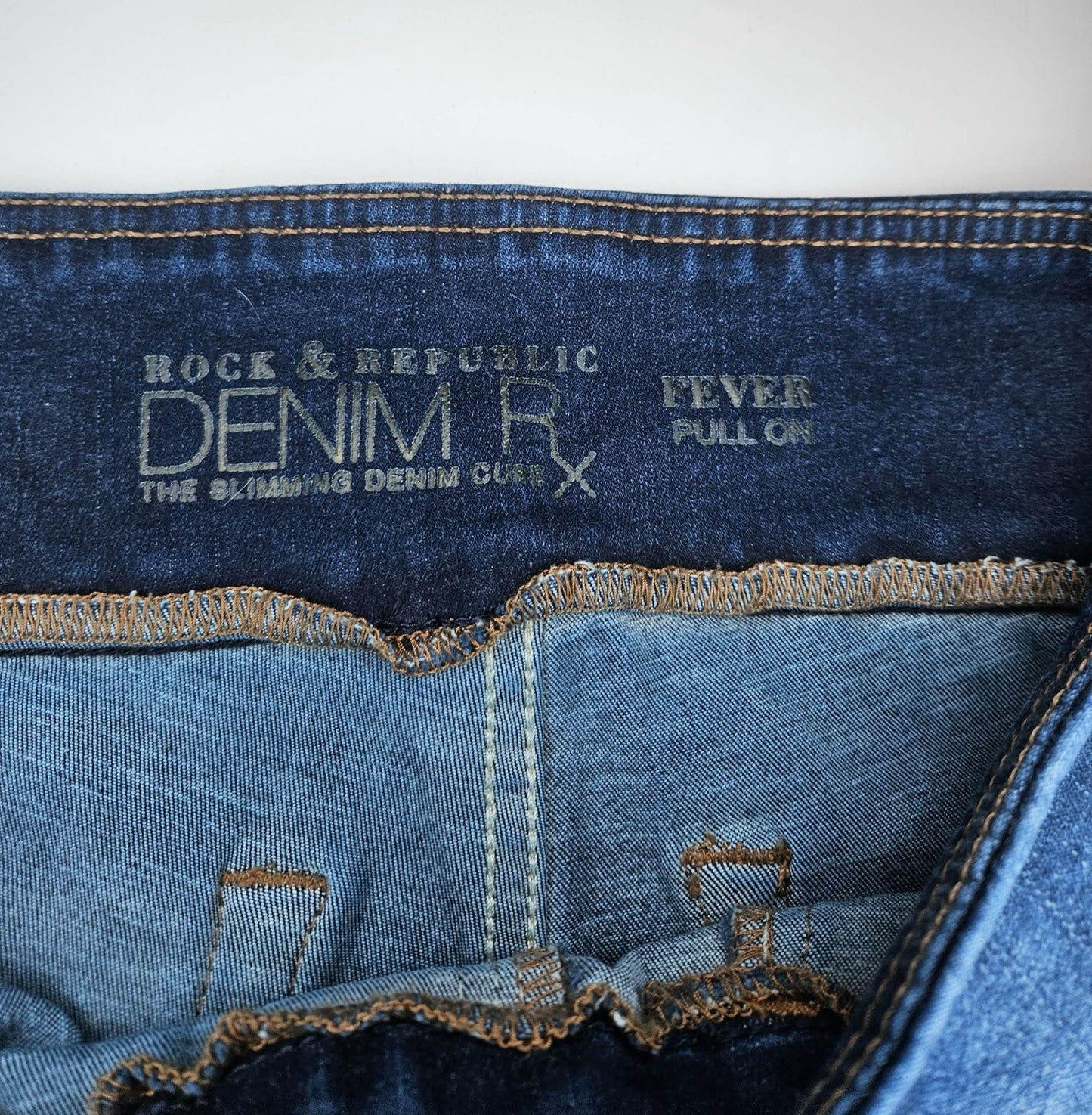 Rock & Republic Denim Rx Women’s Distressed Skinny Jeans Medium Wash Sz 2
